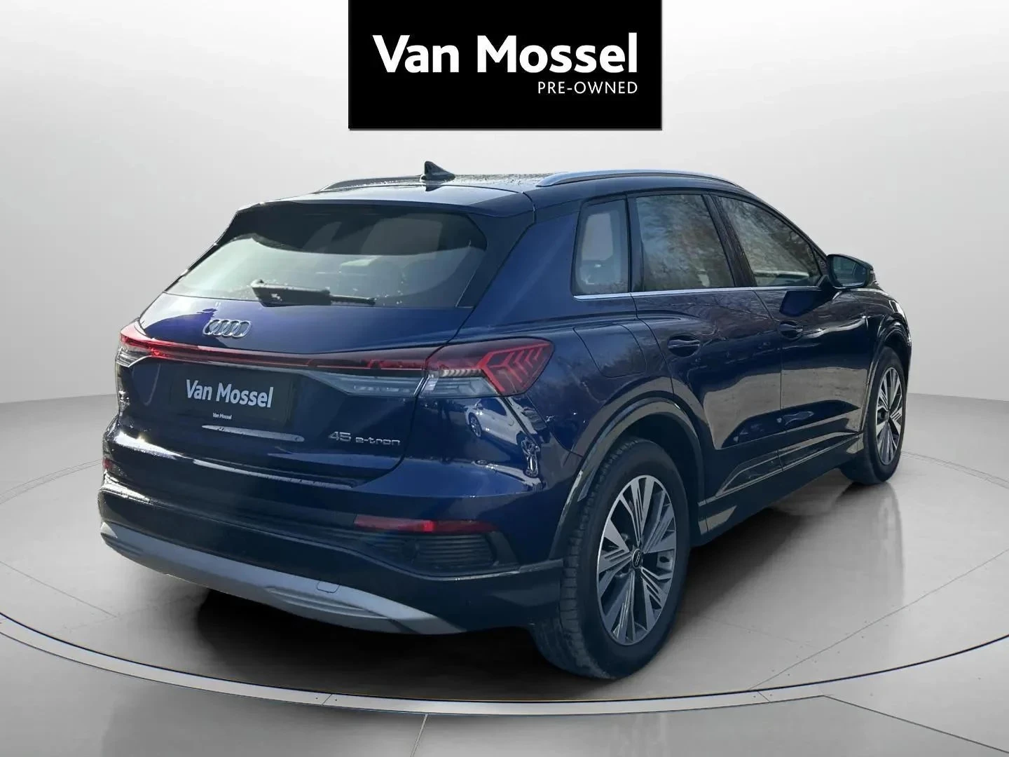 Audi-Q4 e-tron-image-4