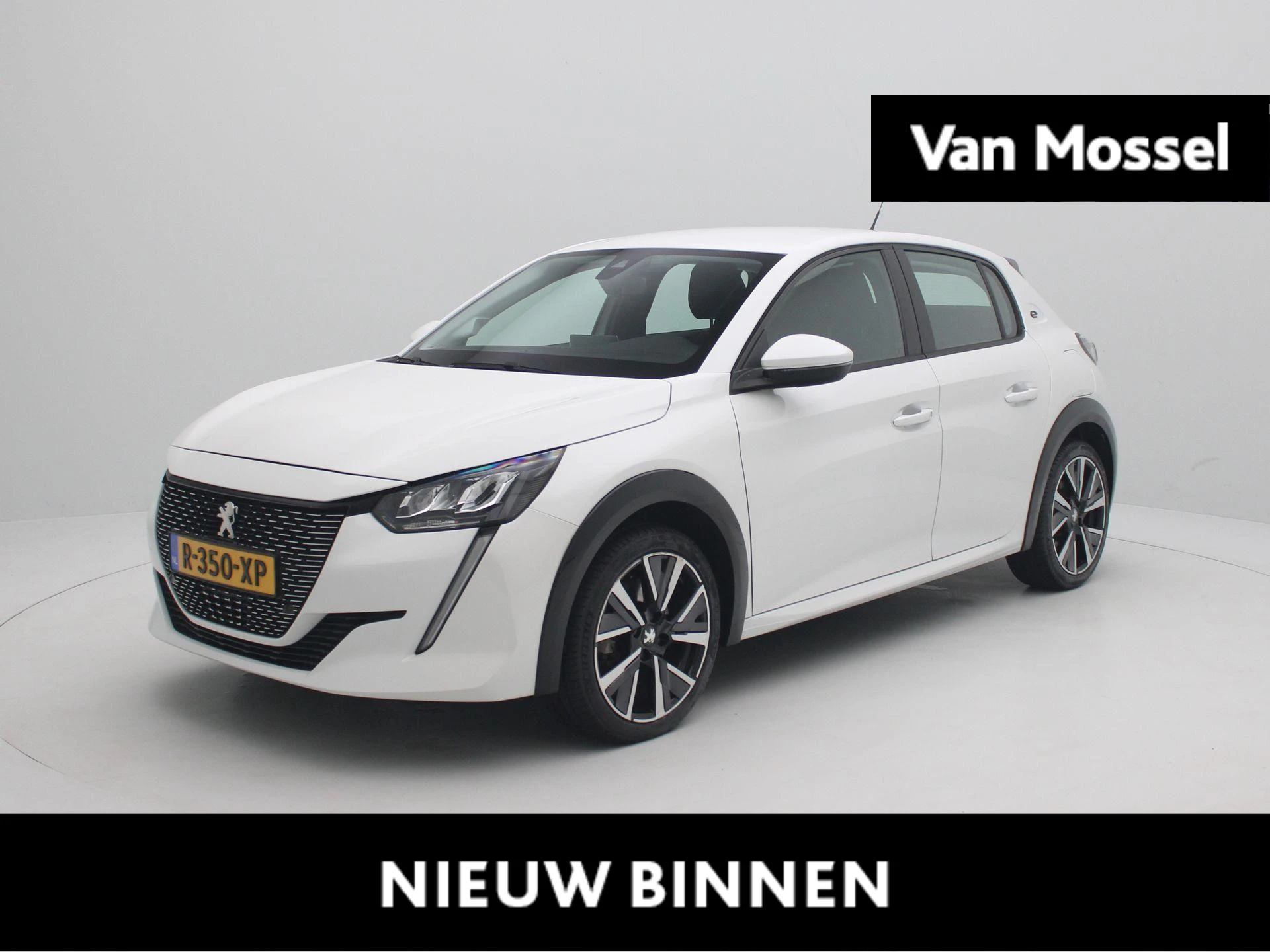 Peugeot-e-208-image-0