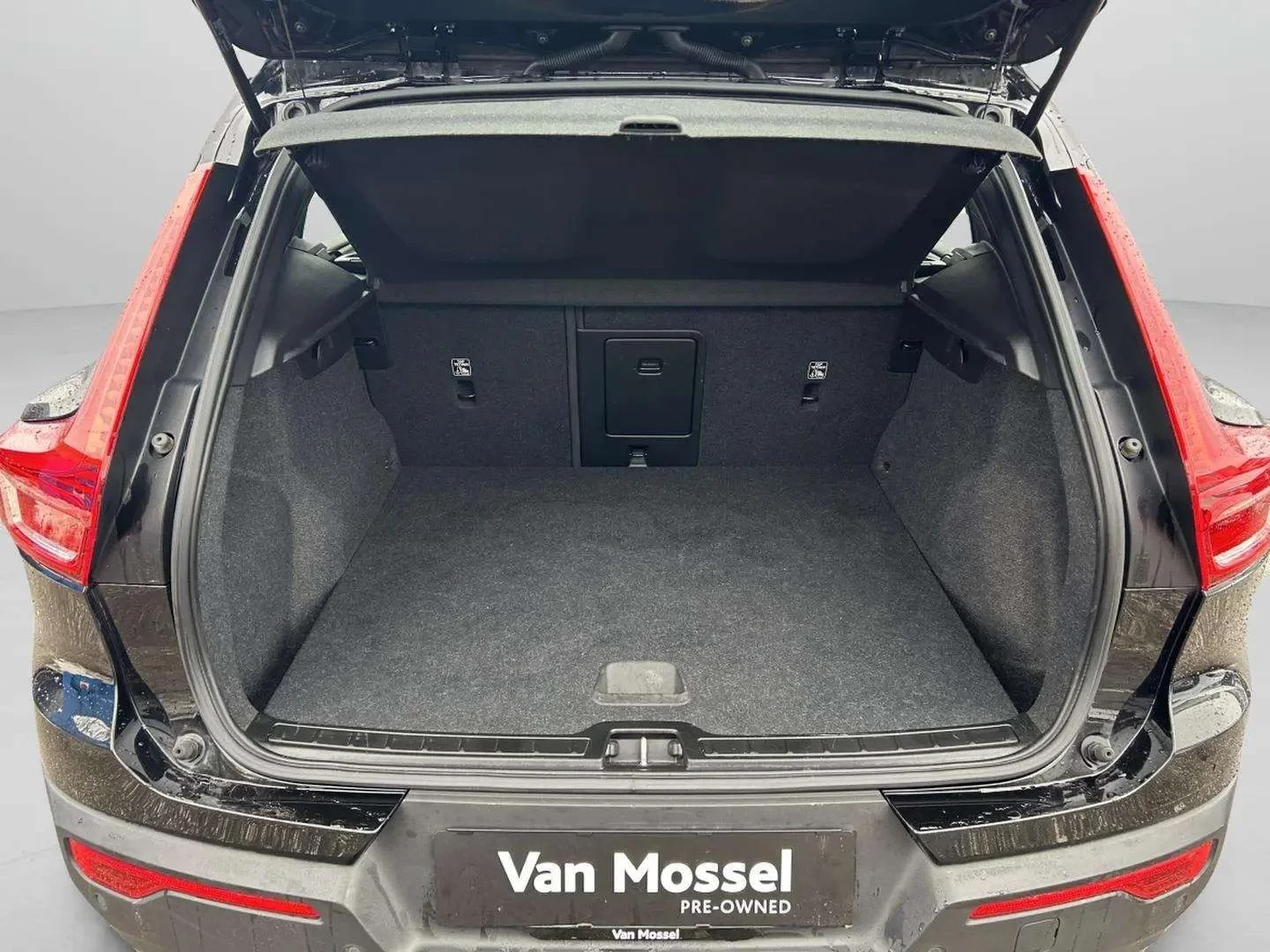 Volvo-XC40-image-21