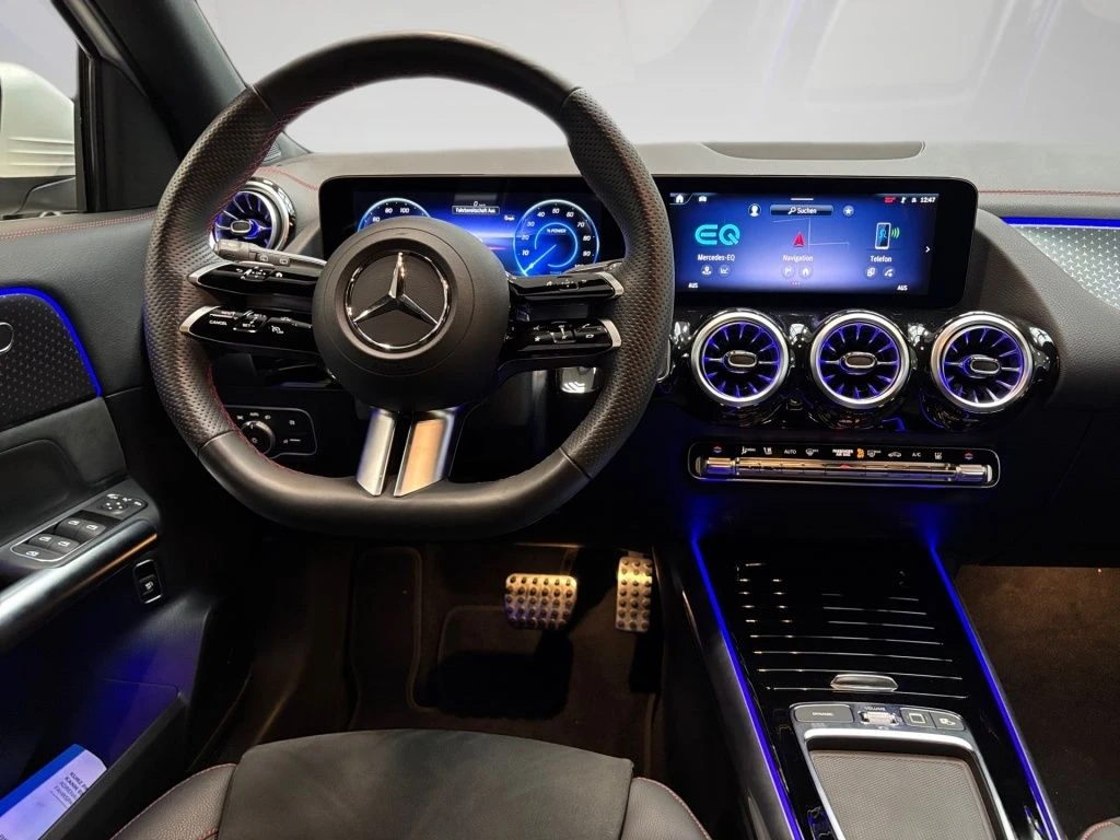 Mercedes-Benz-EQA 250+-image-10