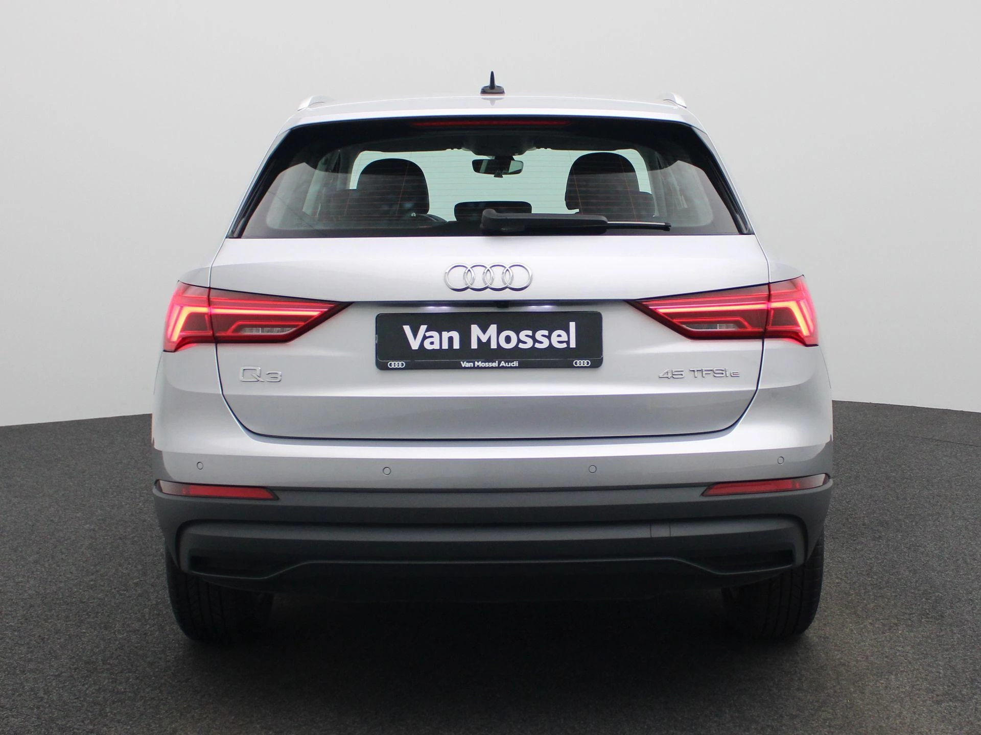 Audi Q3 45 TFSI-e S tronic Bus. Ed. Attraction