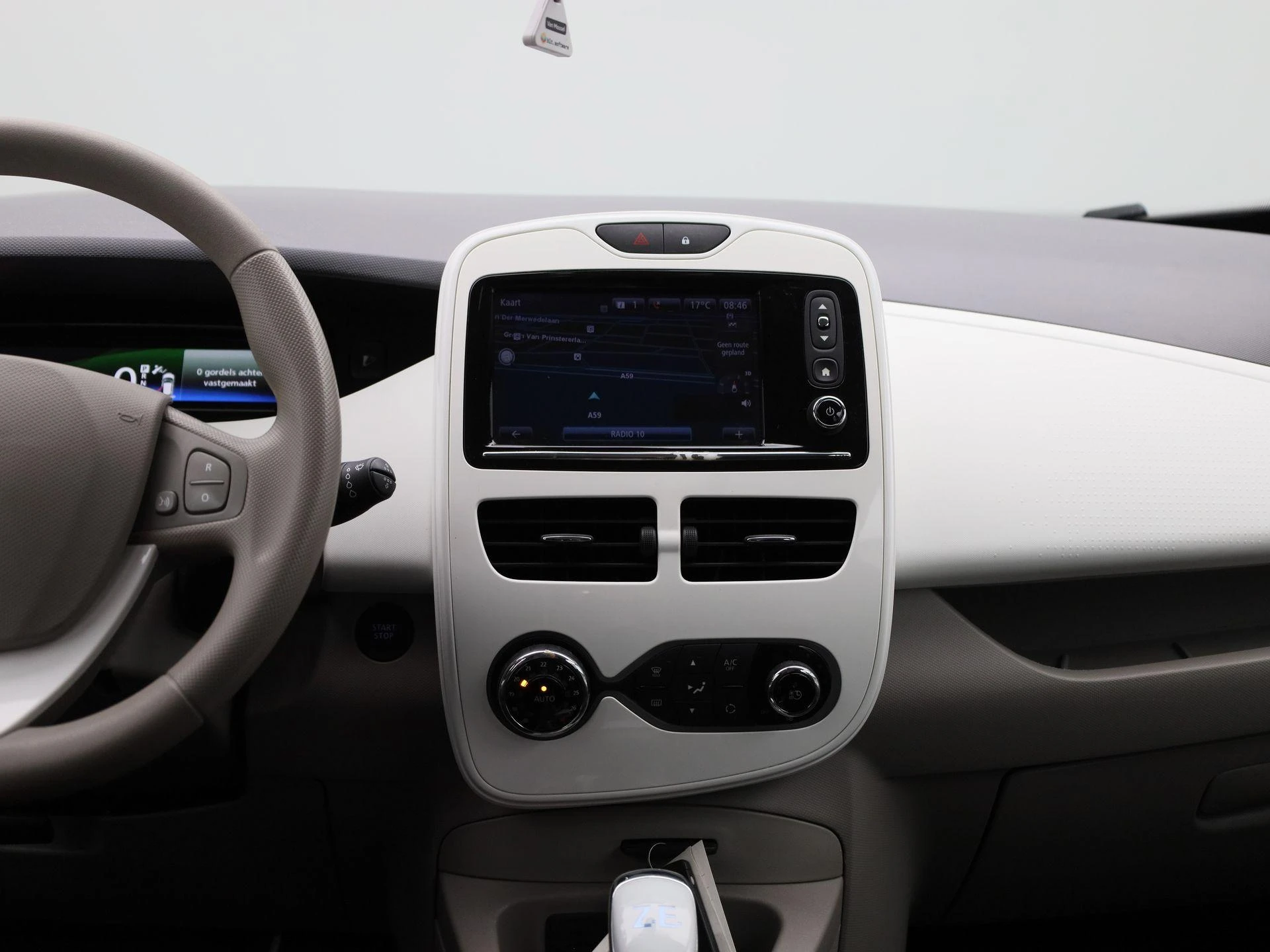 Renault-ZOE-image-8