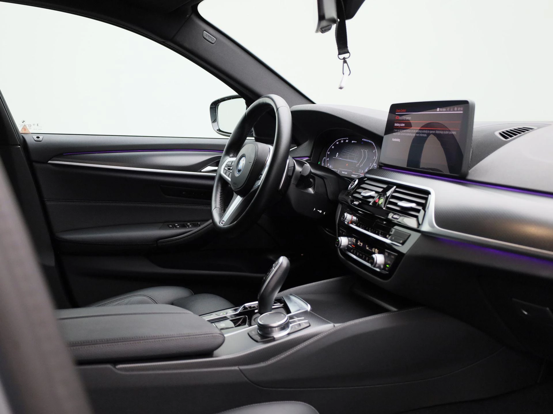 BMW-5 Serie-image-40