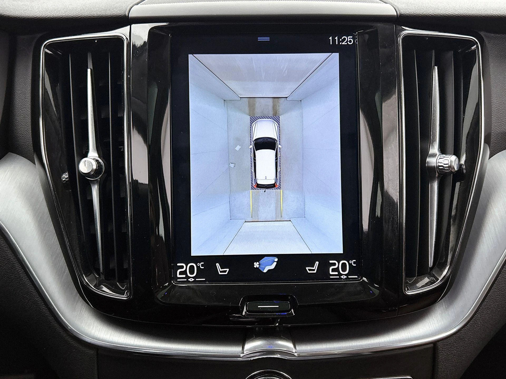 Volvo-XC60-image-12