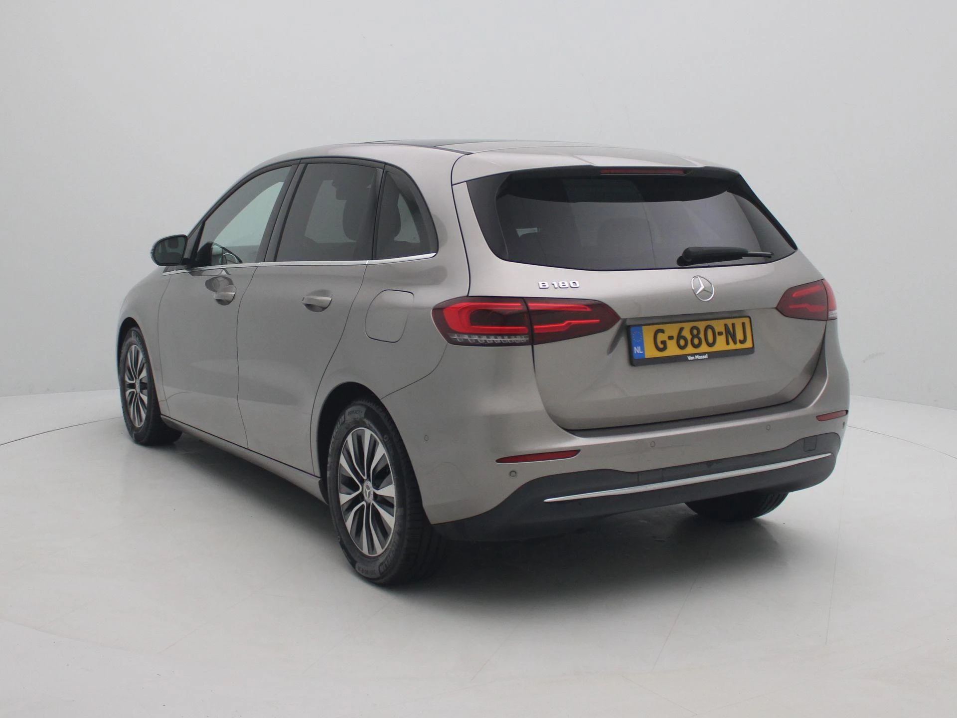 Mercedes-Benz B-Klasse 180 Business Solution Plus