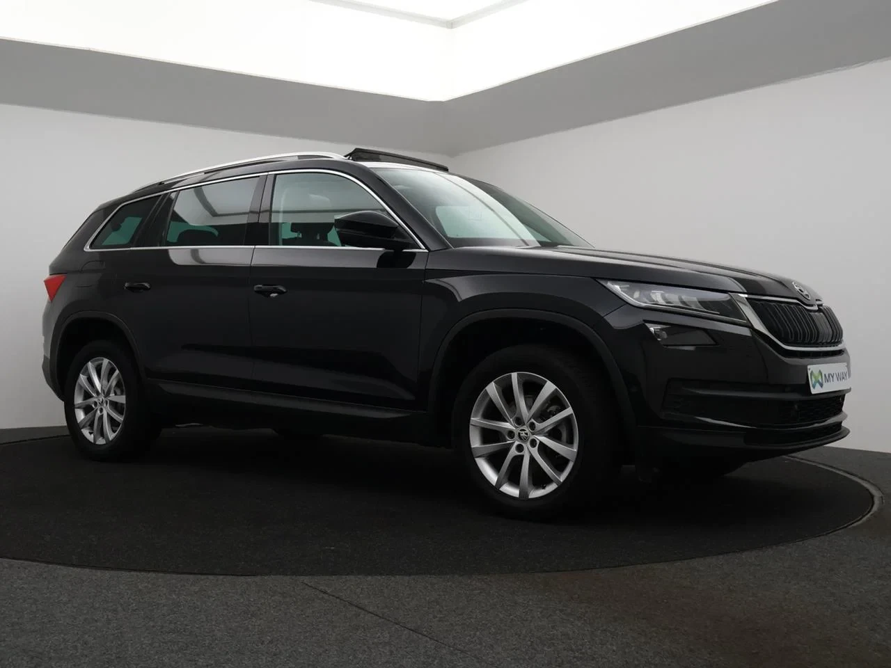 Škoda Kodiaq SKODA Kodiaq 1.5TSI 150PK *AUTOMAAT*PANODAK*TREKHAAK*LEDER*CAMERA*PDC*NAVI*AIRCO*KEYLESS GO*...*