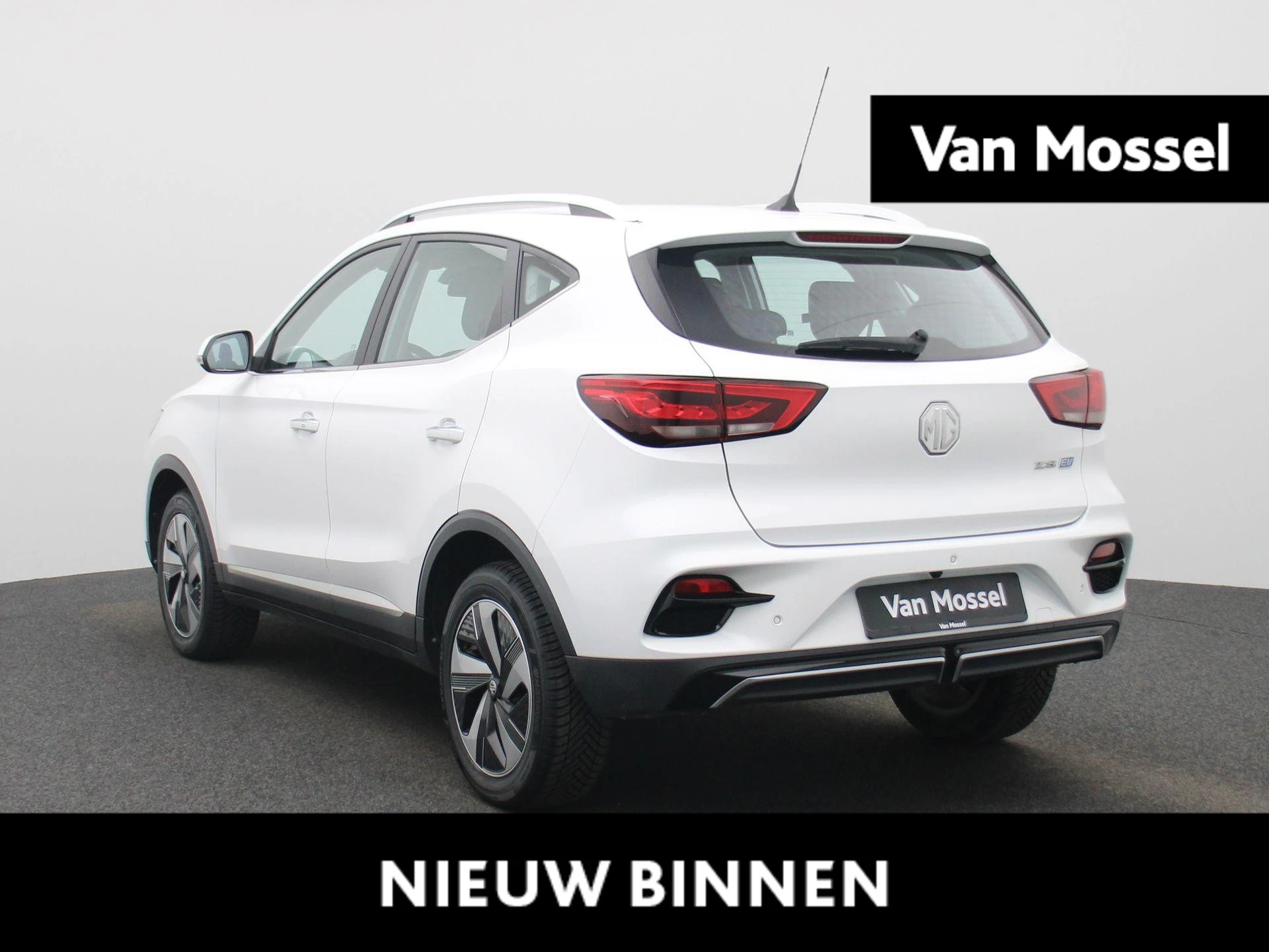MG-ZS-image-0
