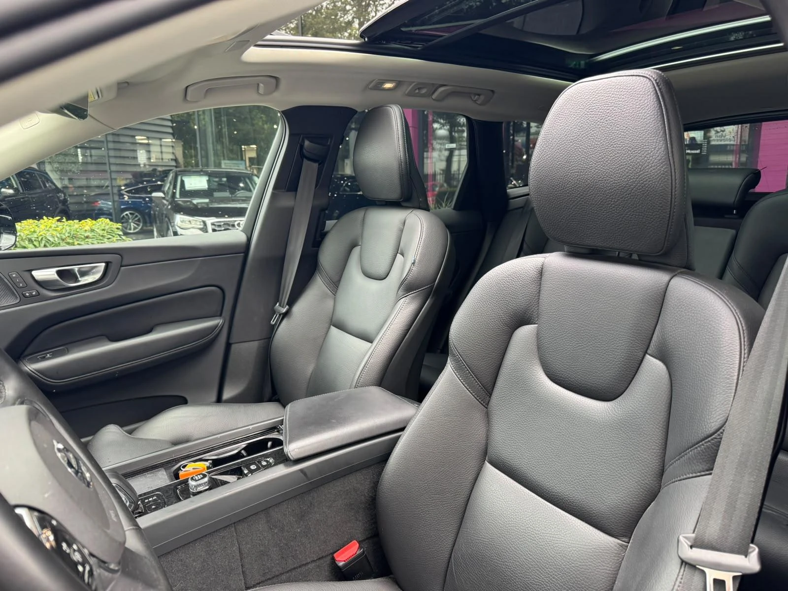 Volvo-XC60-image-3