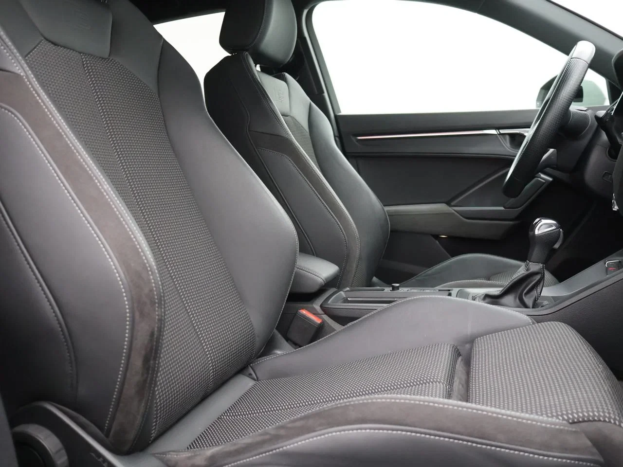 Audi-Q3-image-6