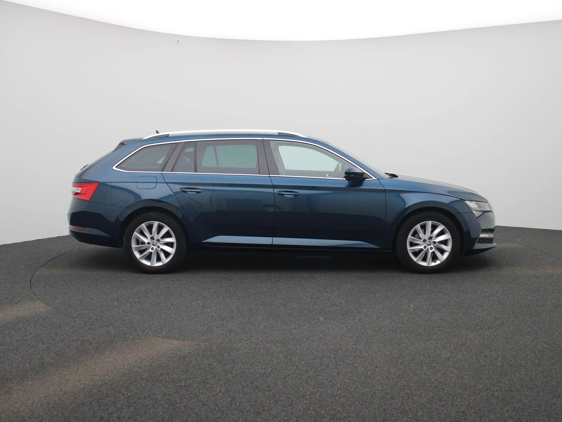 Škoda-Superb-image-5