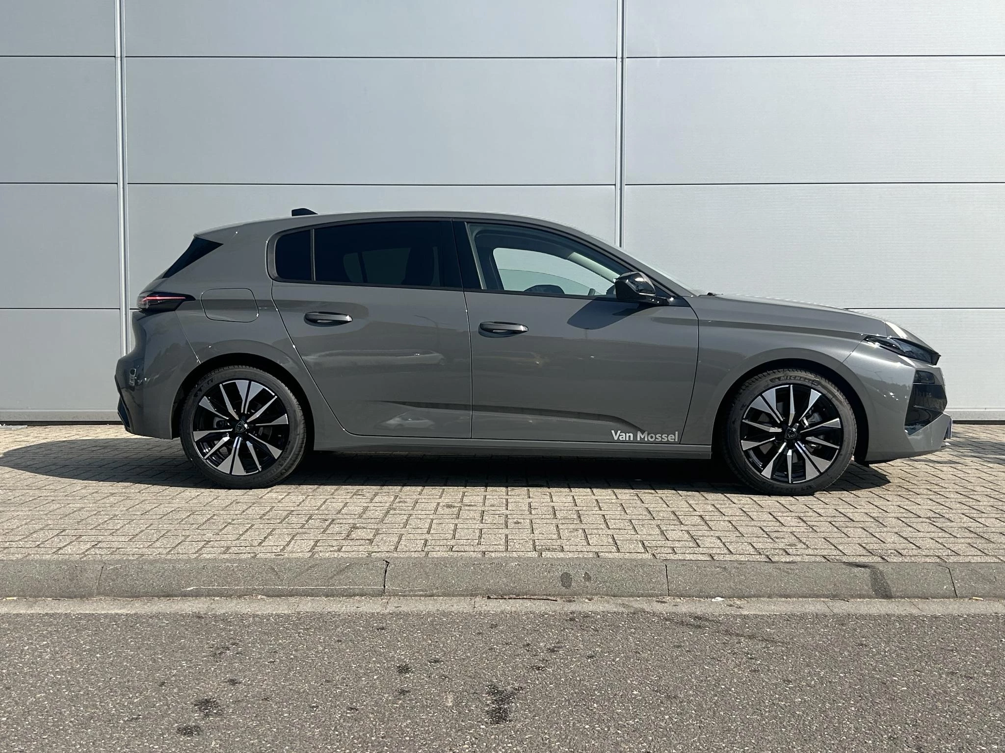 Peugeot 308 1.2 Hybrid 145 e-DCS6 Allure