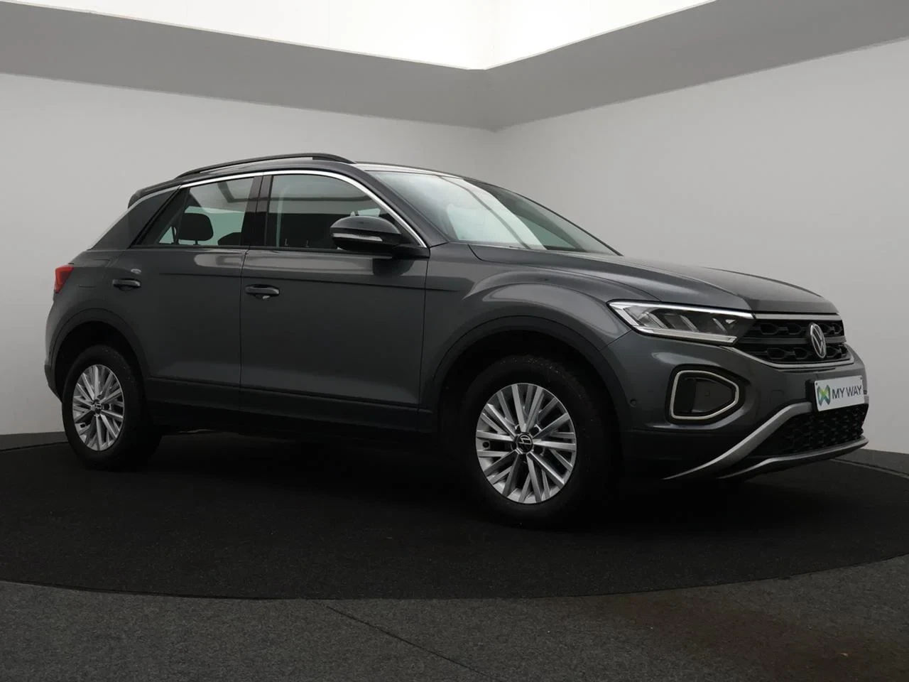Volkswagen-T-Roc-image-22