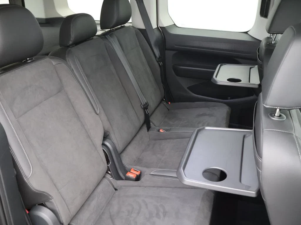 Volkswagen-Caddy-image-10