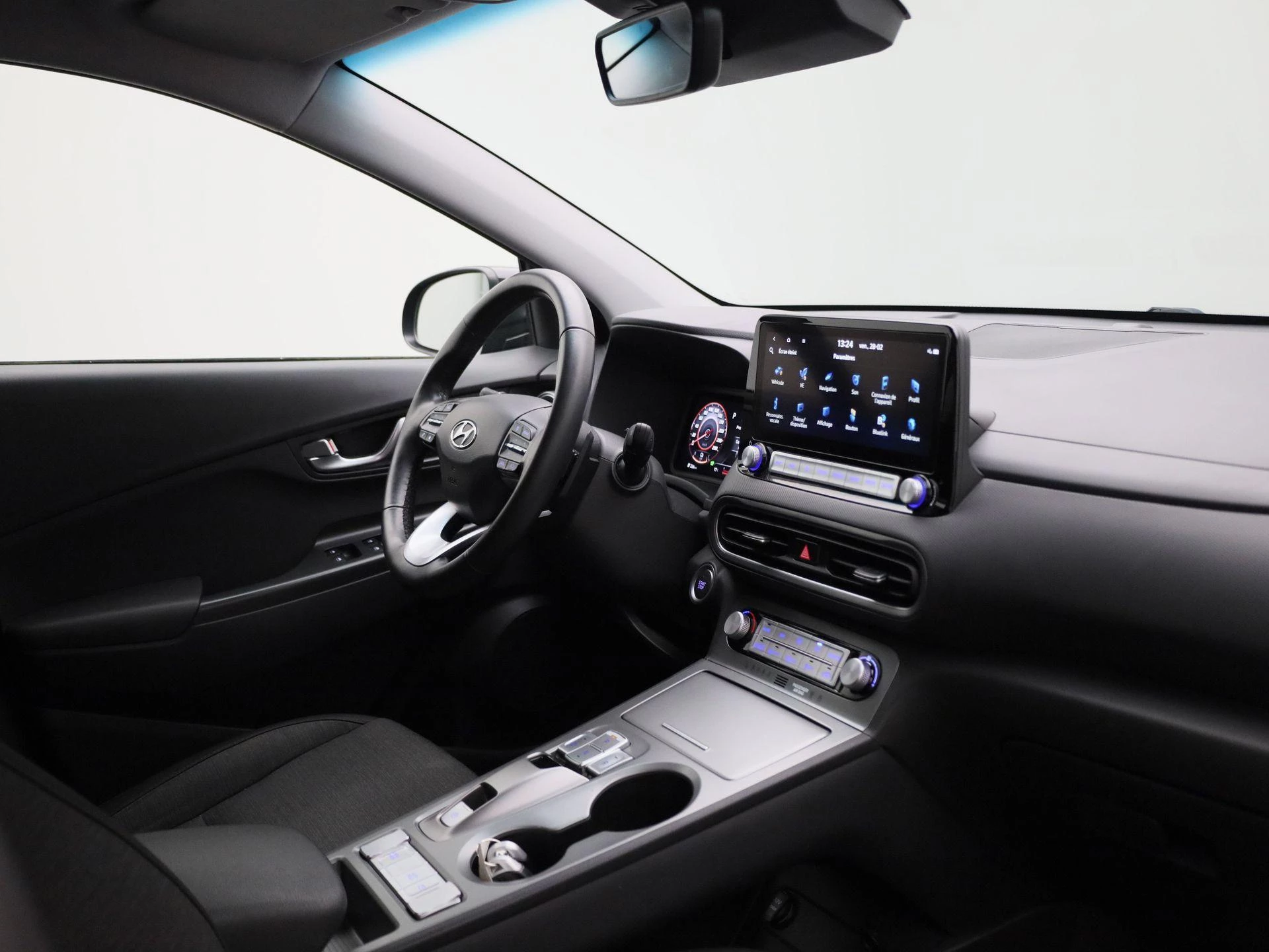 Hyundai-Kona-image-30