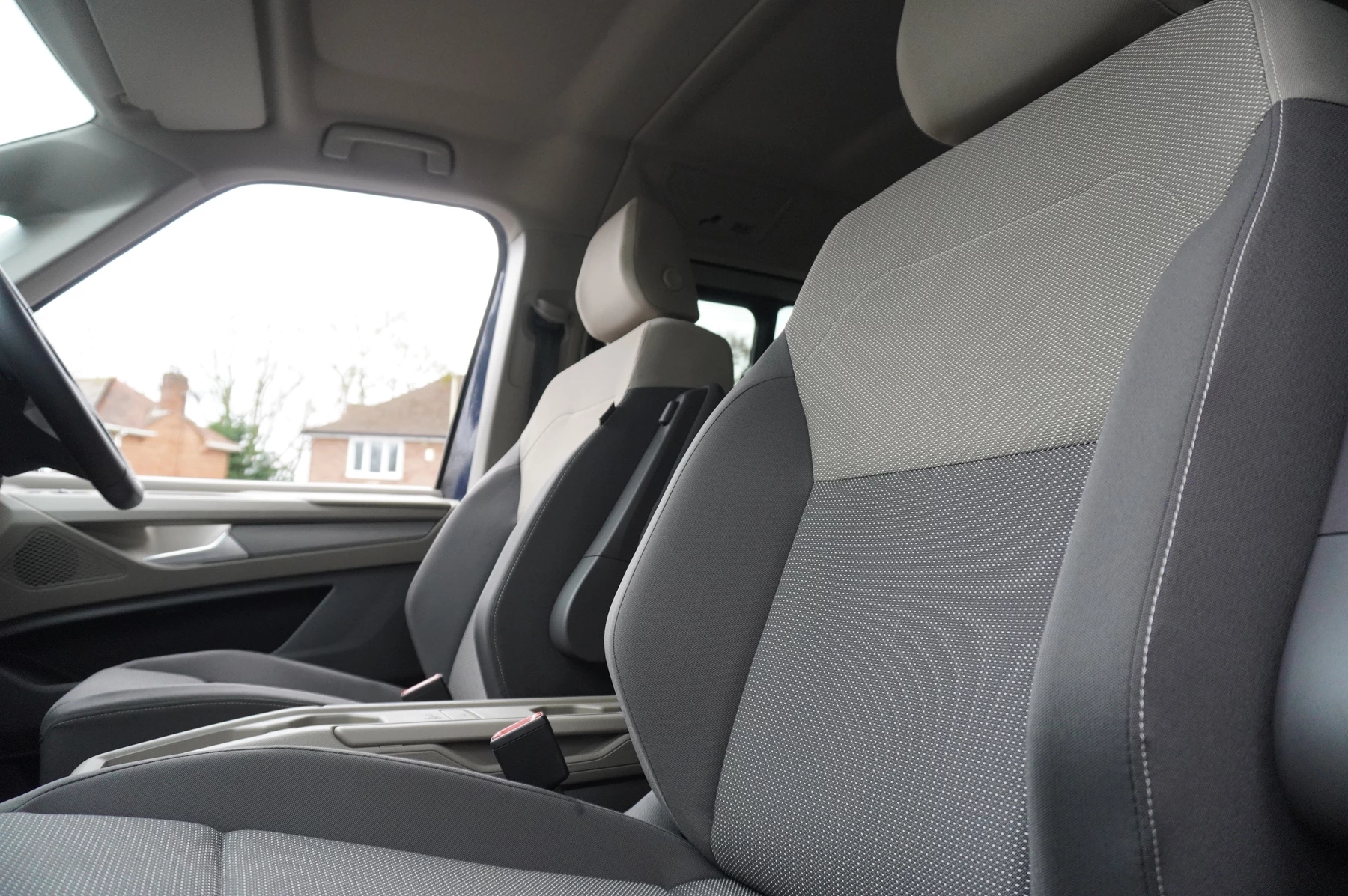 Volkswagen Multivan 2.0 TDI Life 5dr DSG