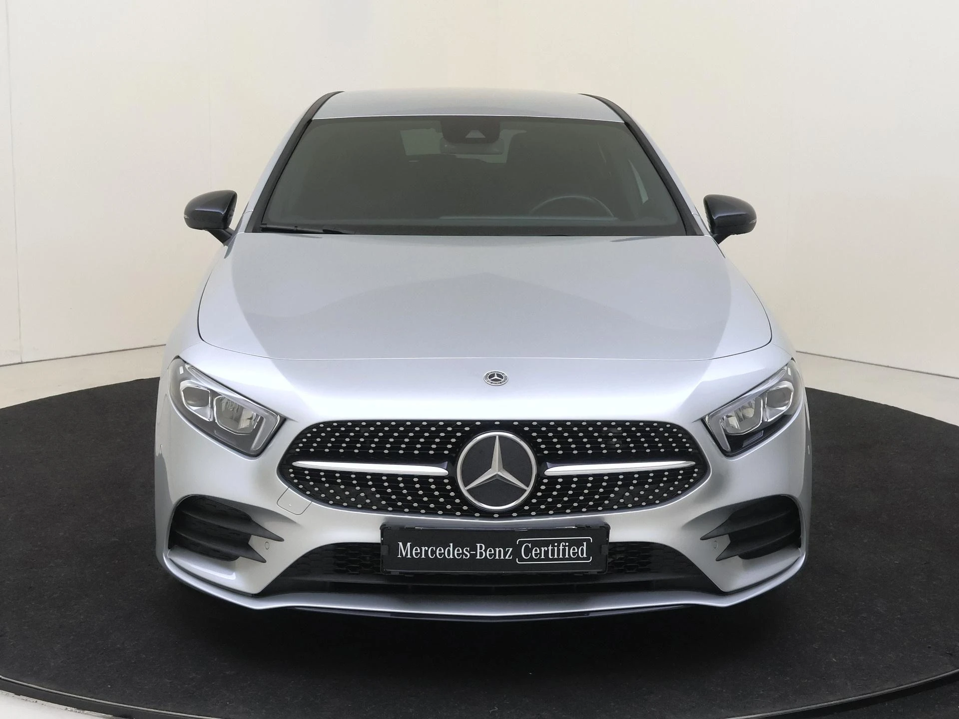 Mercedes-Benz-A-Klasse-image-5