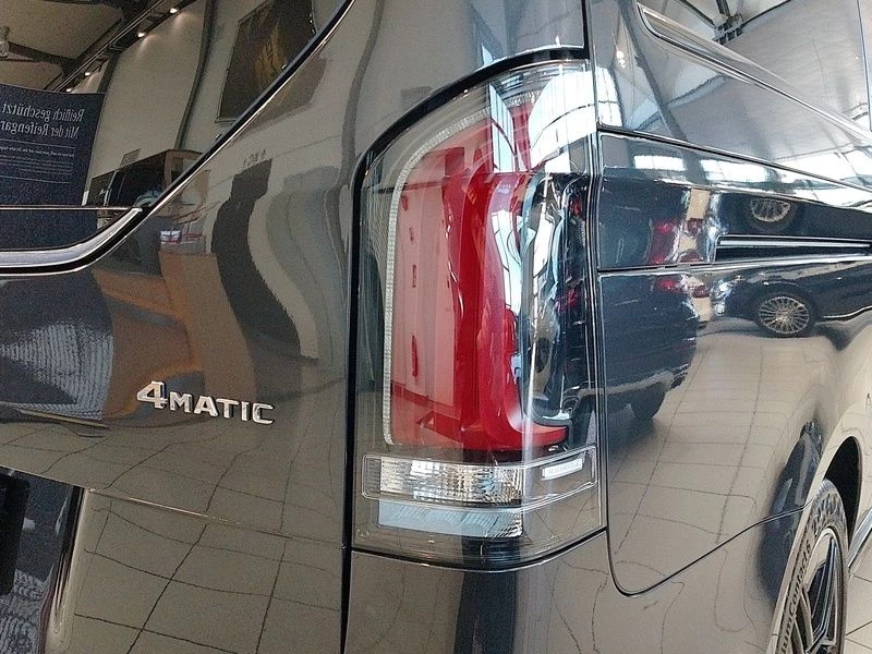Mercedes-Benz V-Klasse 300d 4M AVANTGARDE LANG AIRMATIC+SITZKLIMA+AMG AVANTGARDEW447 V 300d 4M AVANTGARDE LANG AIRMATIC+SITZKLIMA+AMG AVANTGARDE