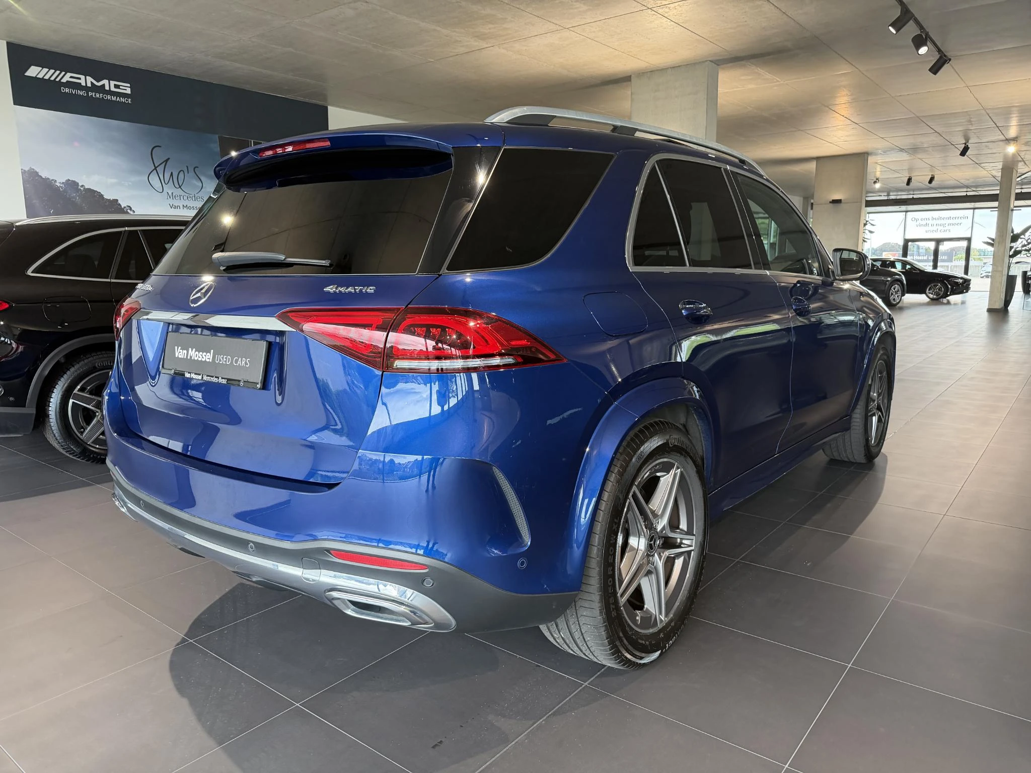 Mercedes-Benz-GLE-image-2