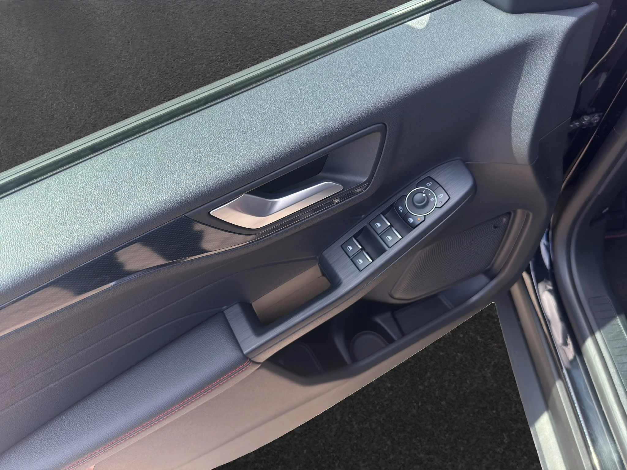 Ford Kuga ST-Line X*PANO*AHK*KAM*ACC*NAVI*SOUND-SYS.