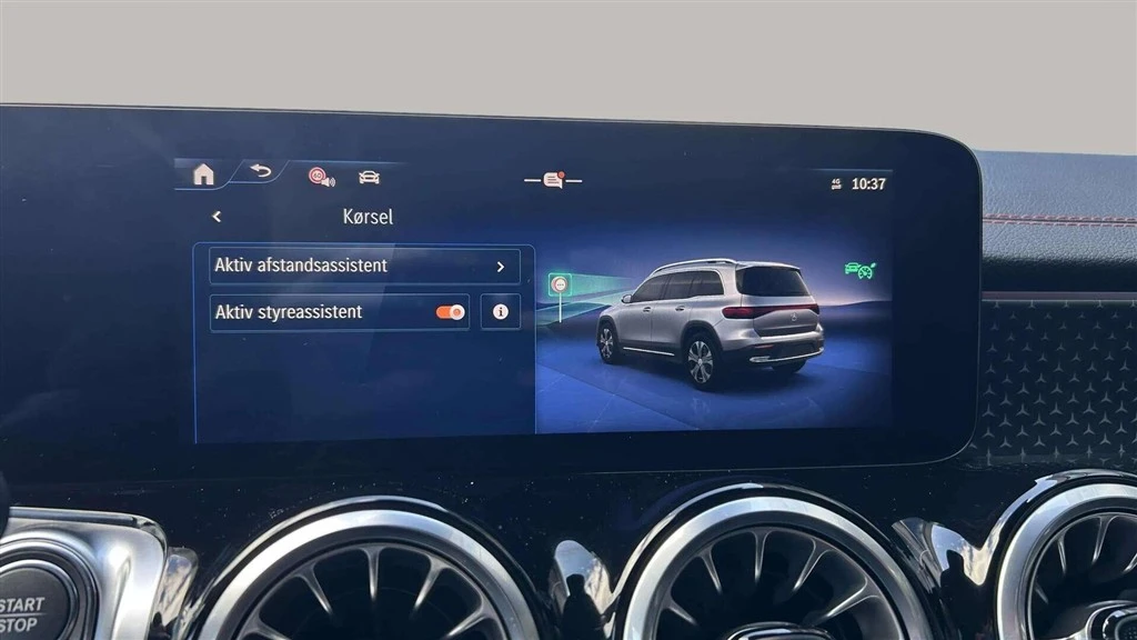 Mercedes-Benz-EQB-image-16