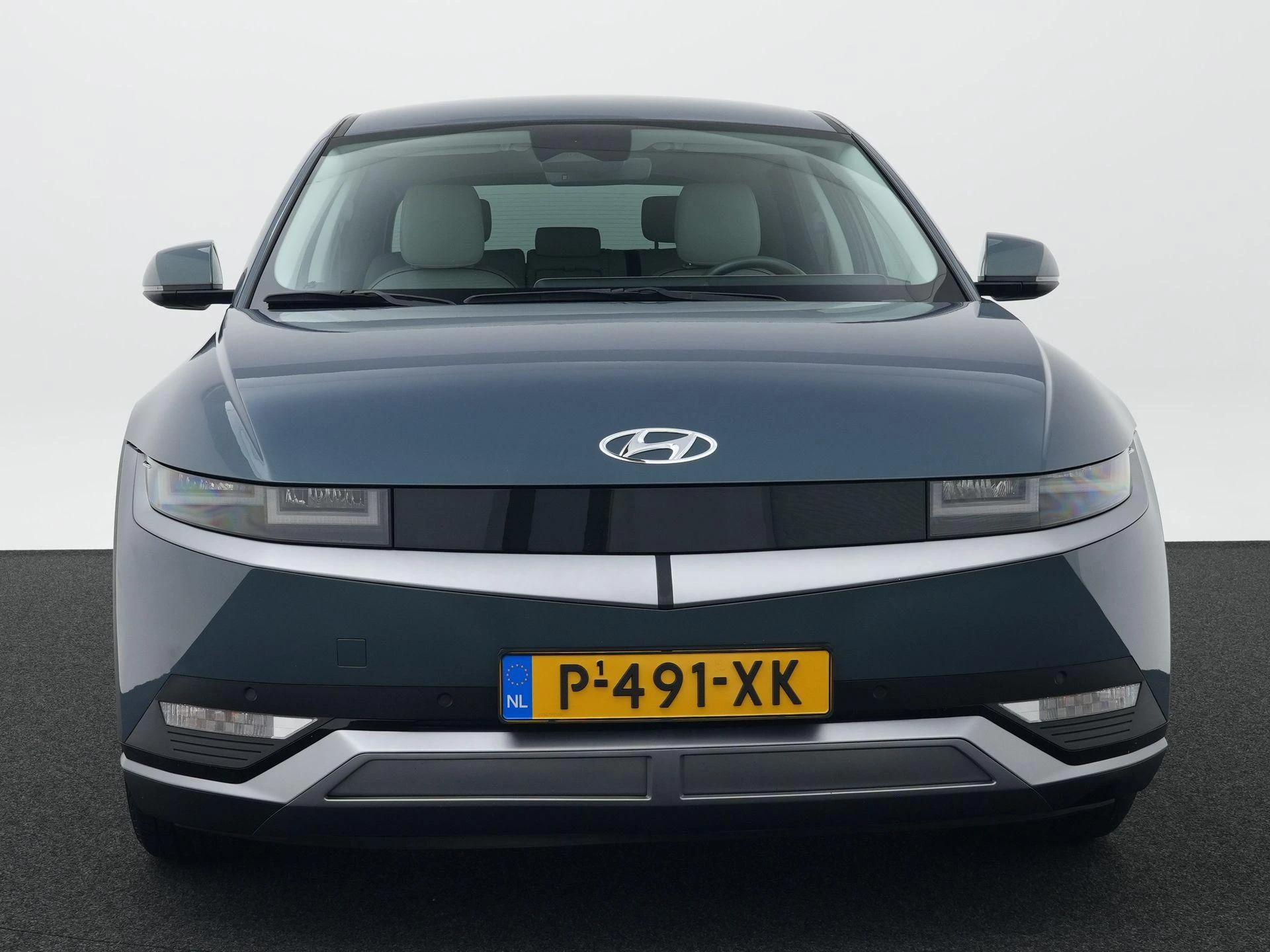 Hyundai-IONIQ 5-image-2