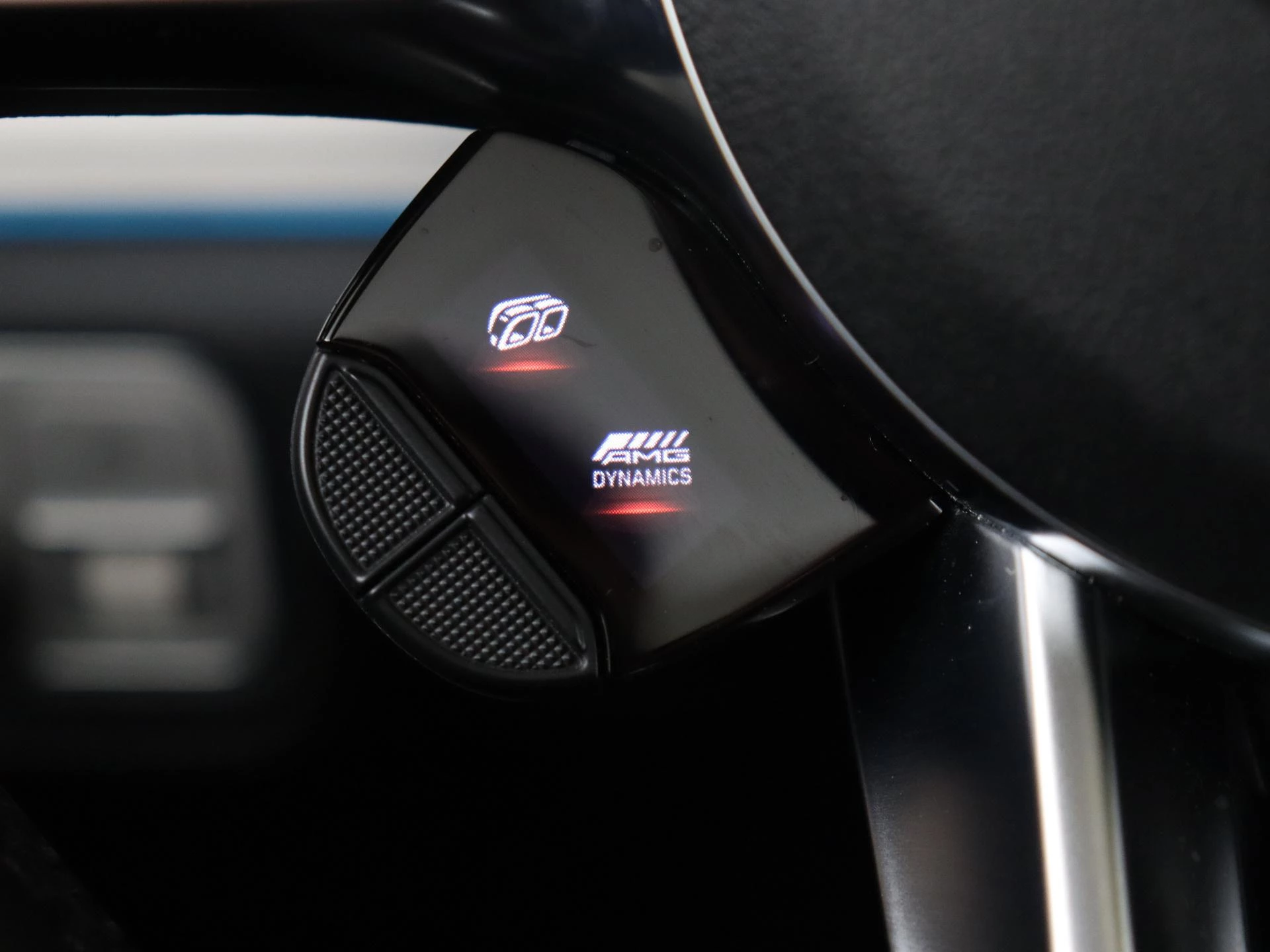 Mercedes-Benz-GLE-image-21