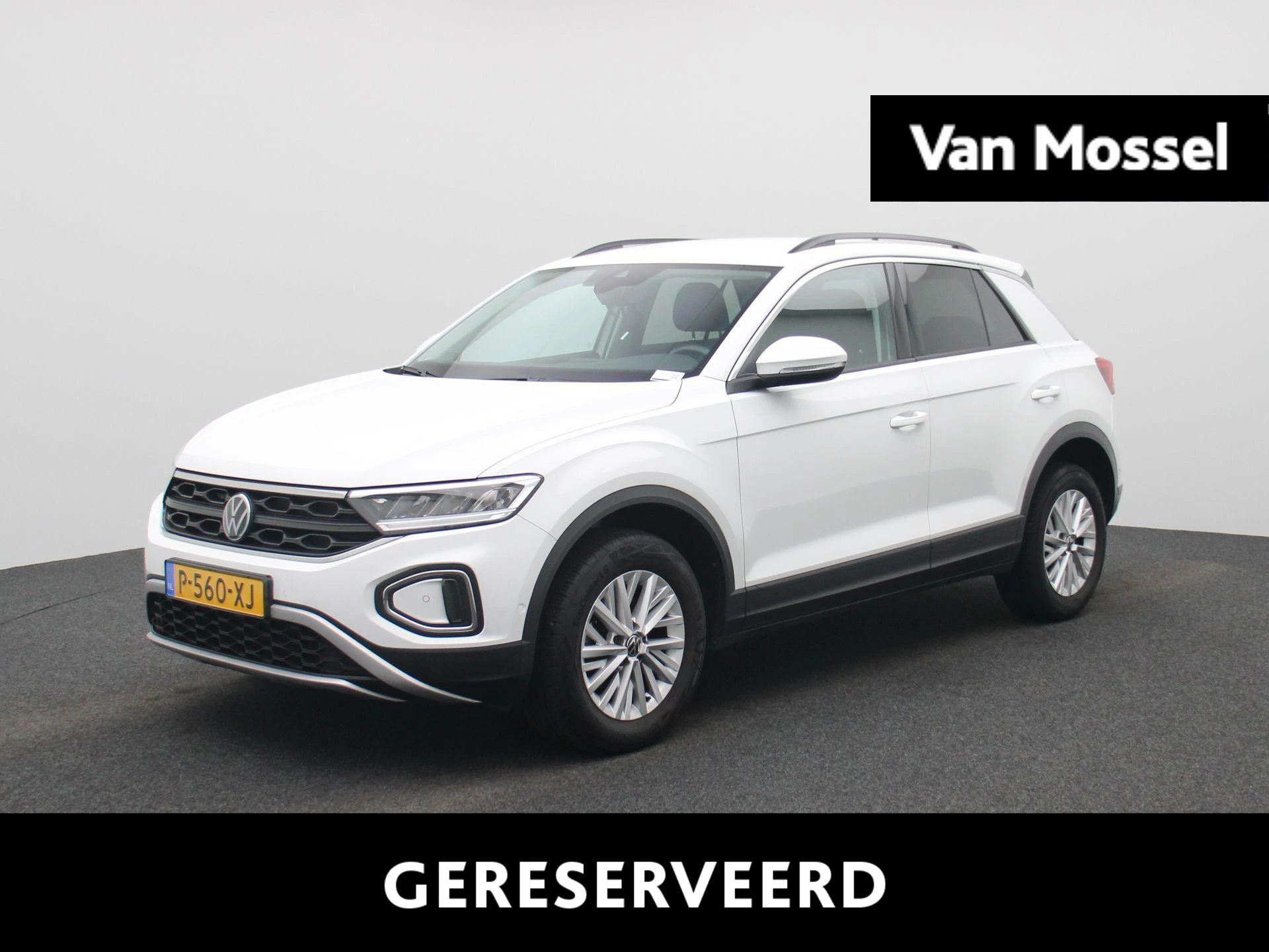Volkswagen-T-Roc-image-0