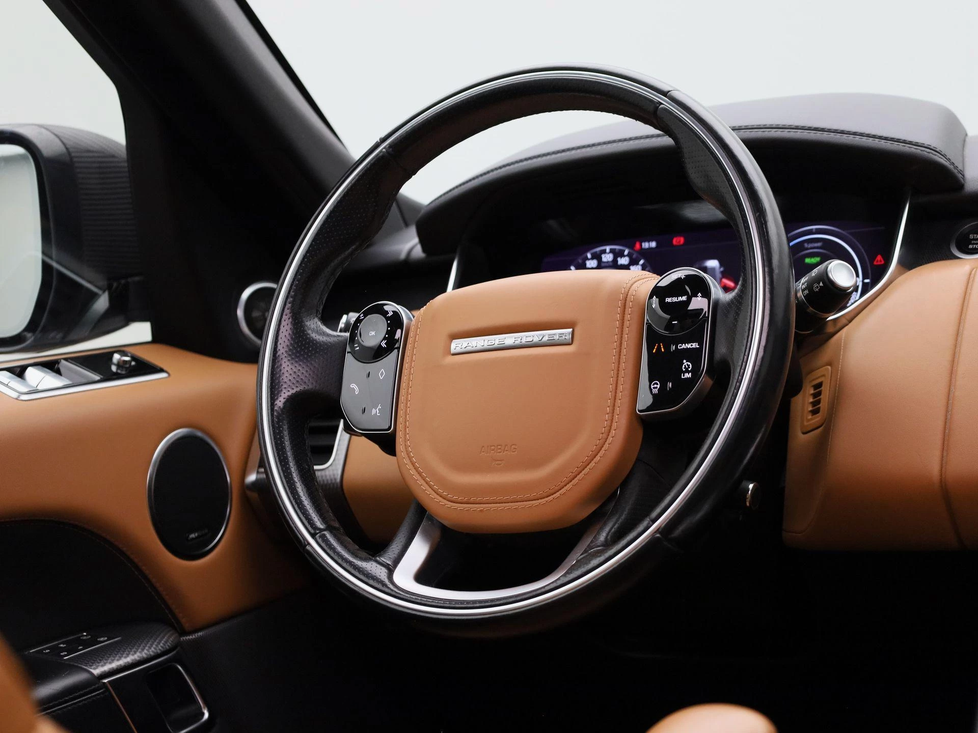 Land Rover-Range Rover Sport-image-46