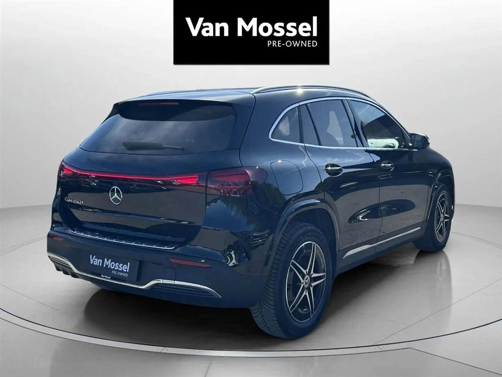Mercedes-Benz-EQA-image-4