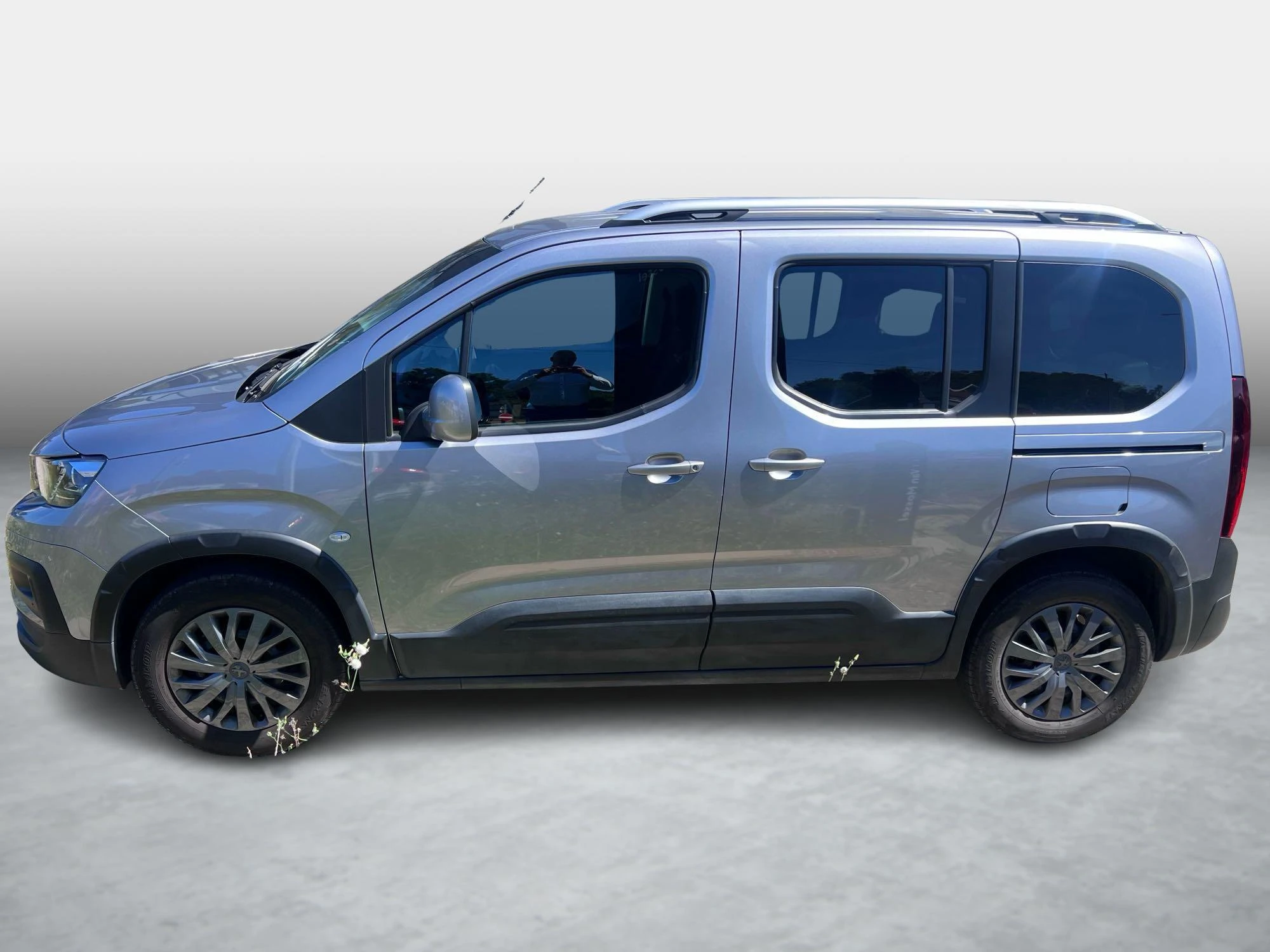 Peugeot-Rifter-image-2