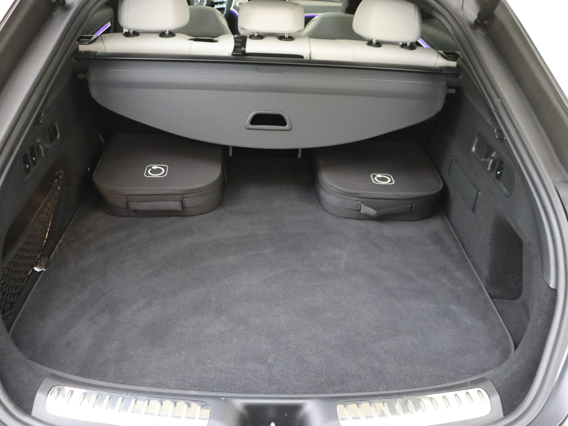 Mercedes-Benz-GLC-image-29