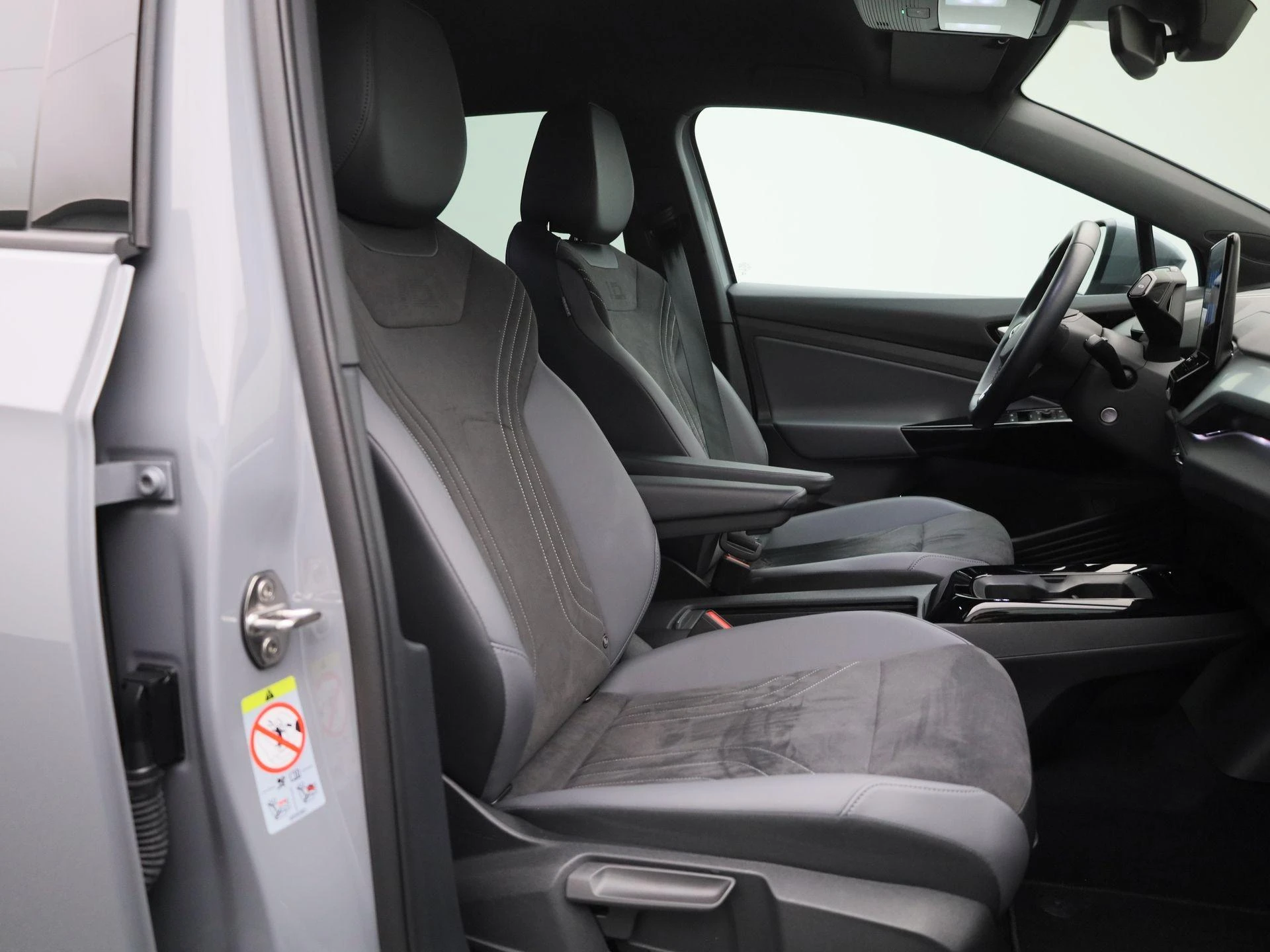 Volkswagen-ID.4-image-30