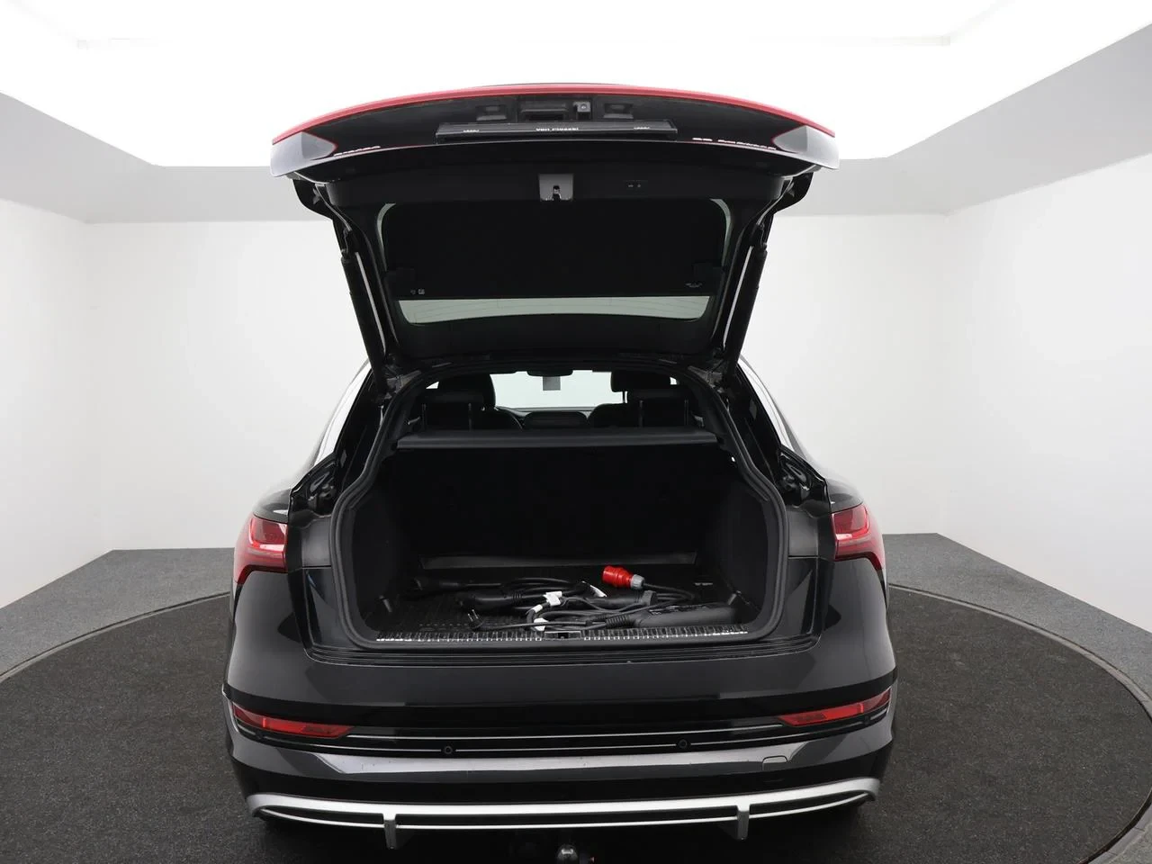 Audi-e-tron-image-24