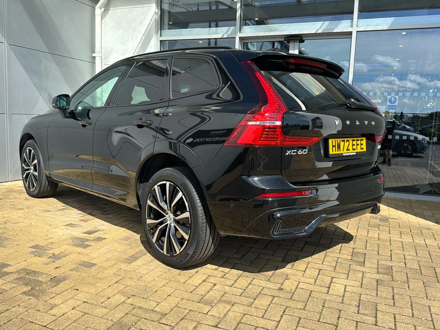 Volvo-XC60-image-2