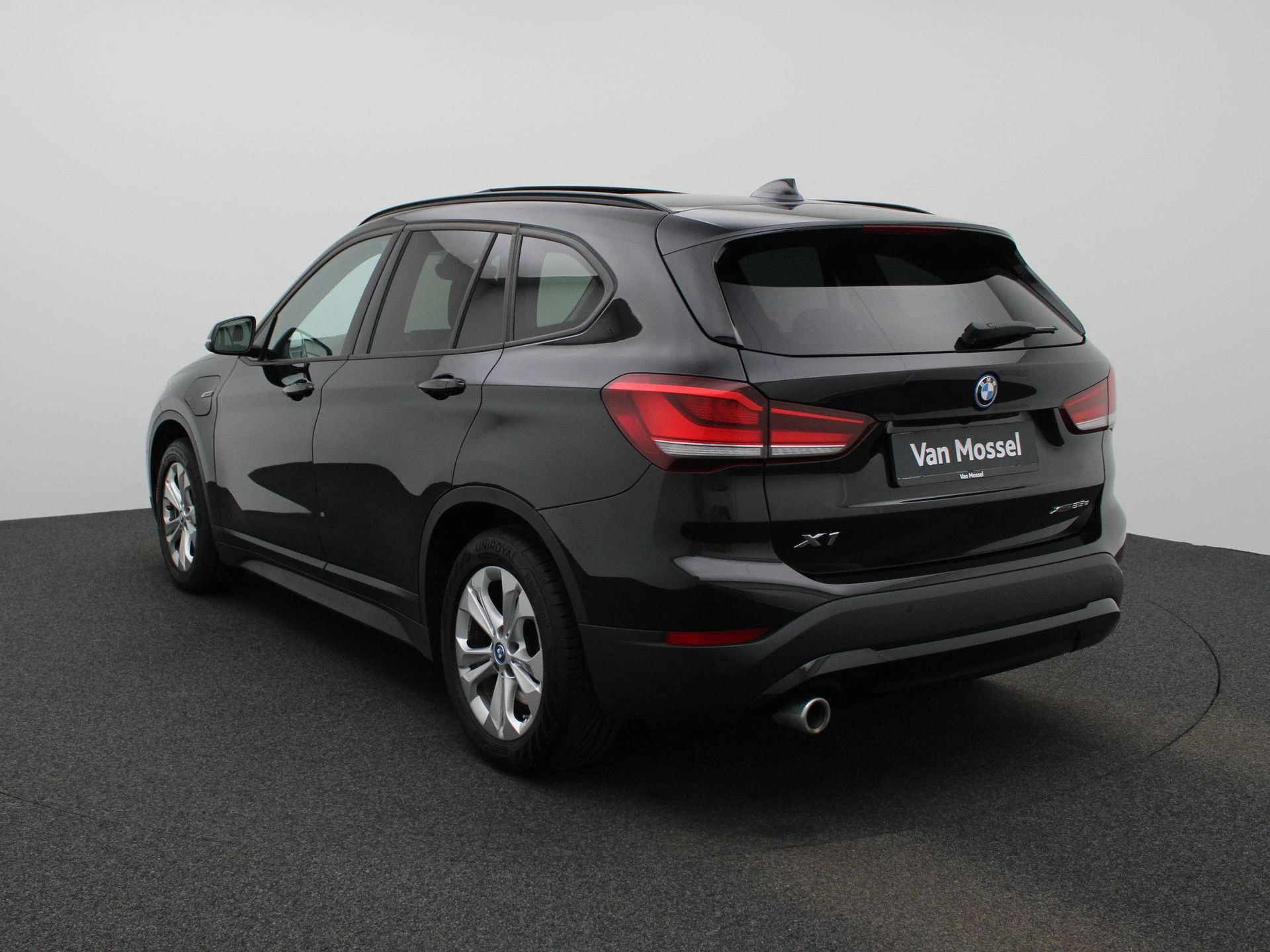 BMW-X1-image-1