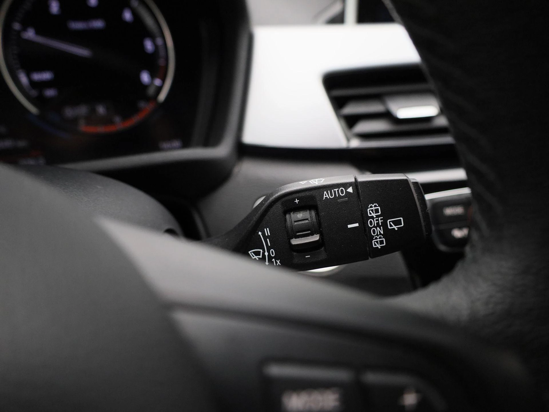 BMW X1 sDrive16d (85 kW)
