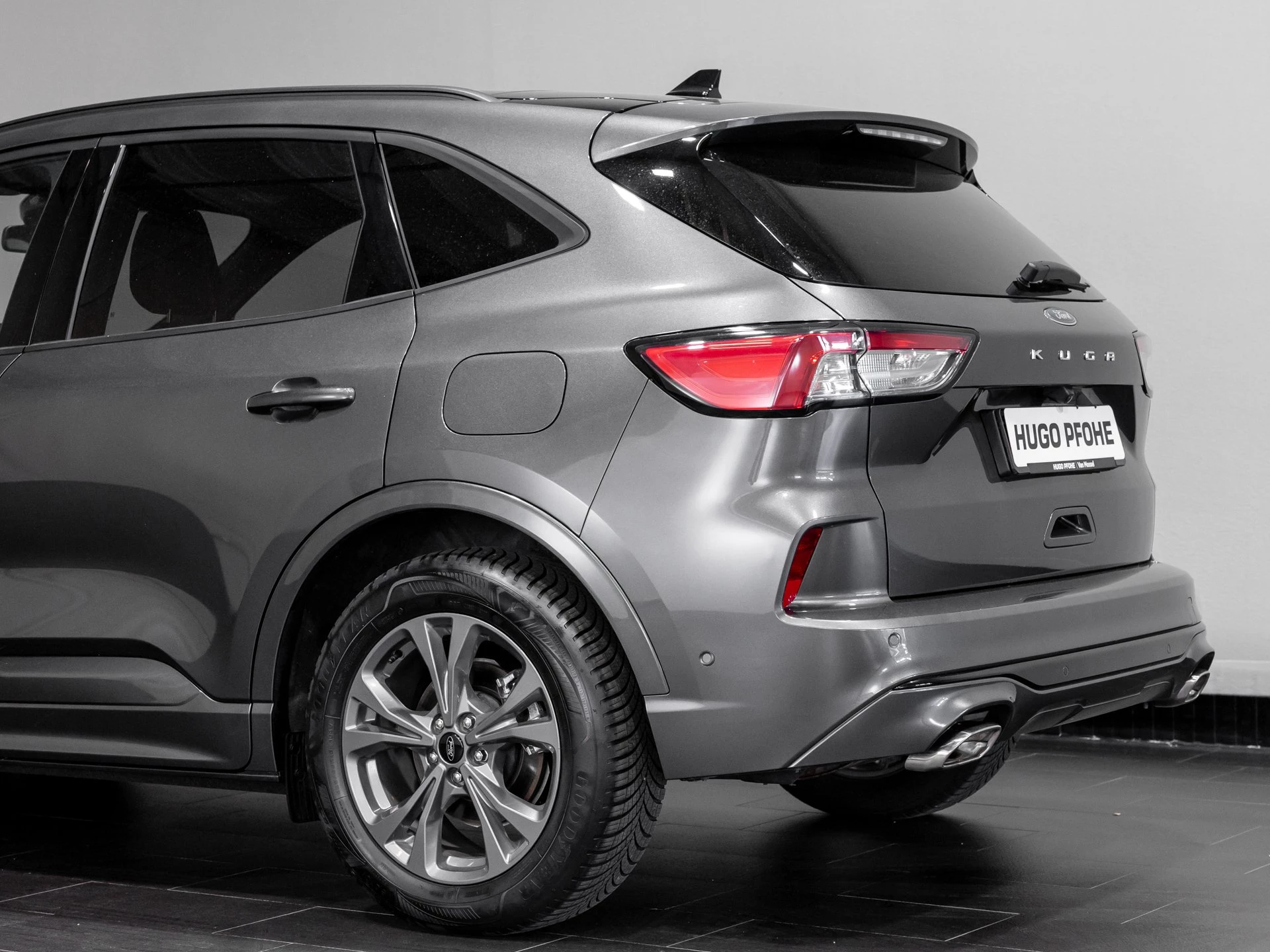 Ford Kuga ST-Line X*PANO*AHK*KAM*ACC*NAVI*SOUND-SYS.