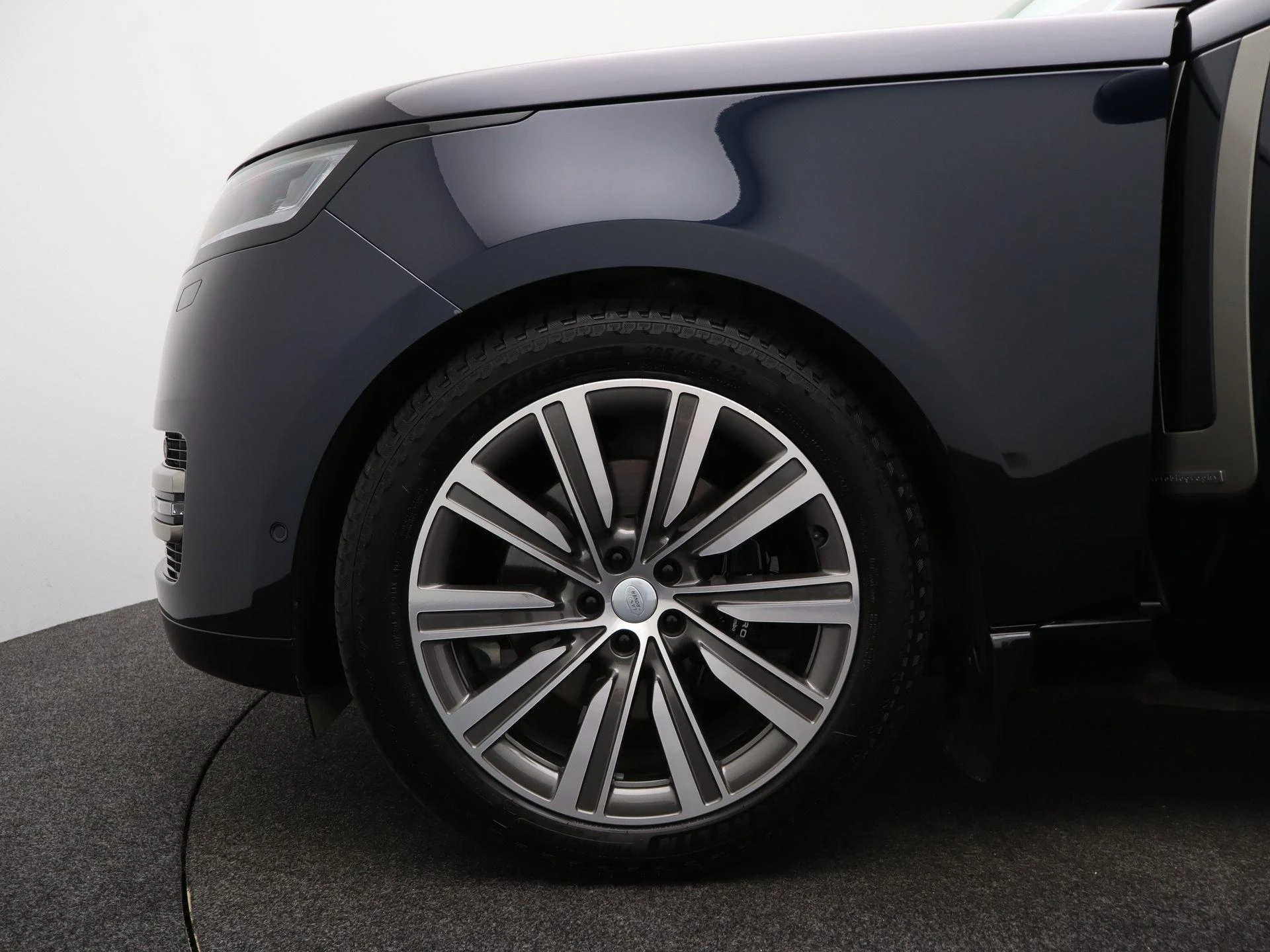 Land Rover Range Rover 3.0 P460e LWB Autobiography PHEV