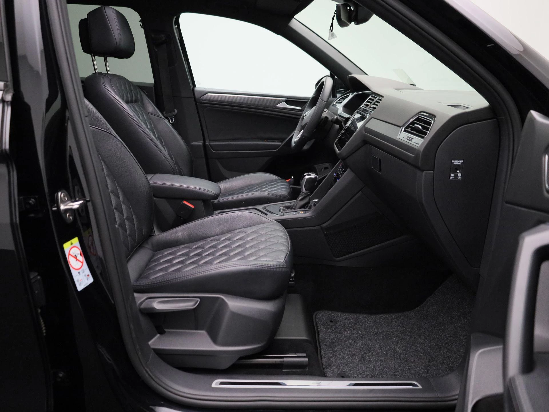 Volkswagen Tiguan Allspace 1.5 TSI R-Line Business+