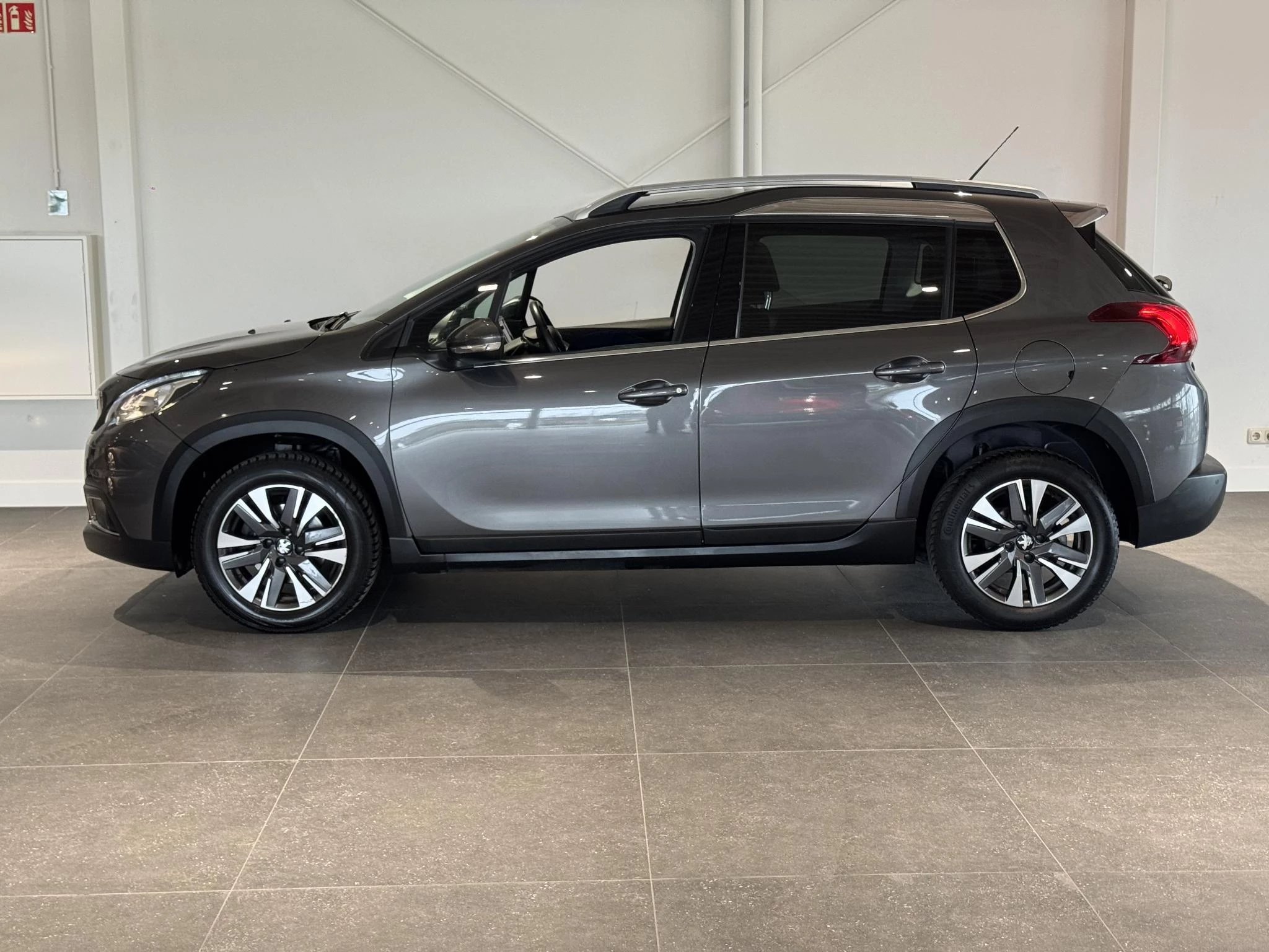 Peugeot-2008-image-5