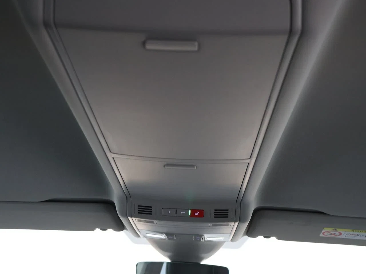 Volkswagen-Touran-image-29