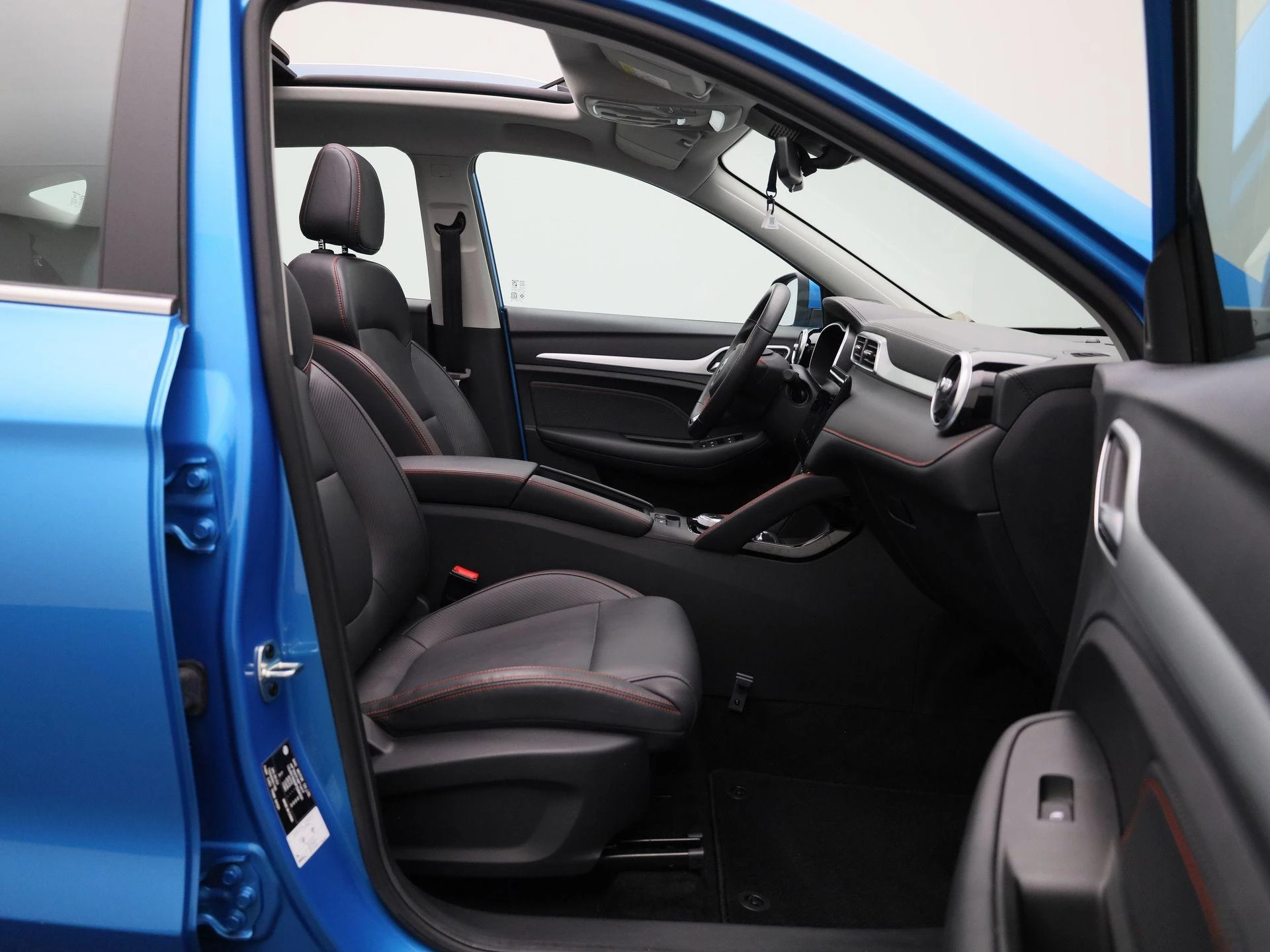 MG-ZS EV-image-35