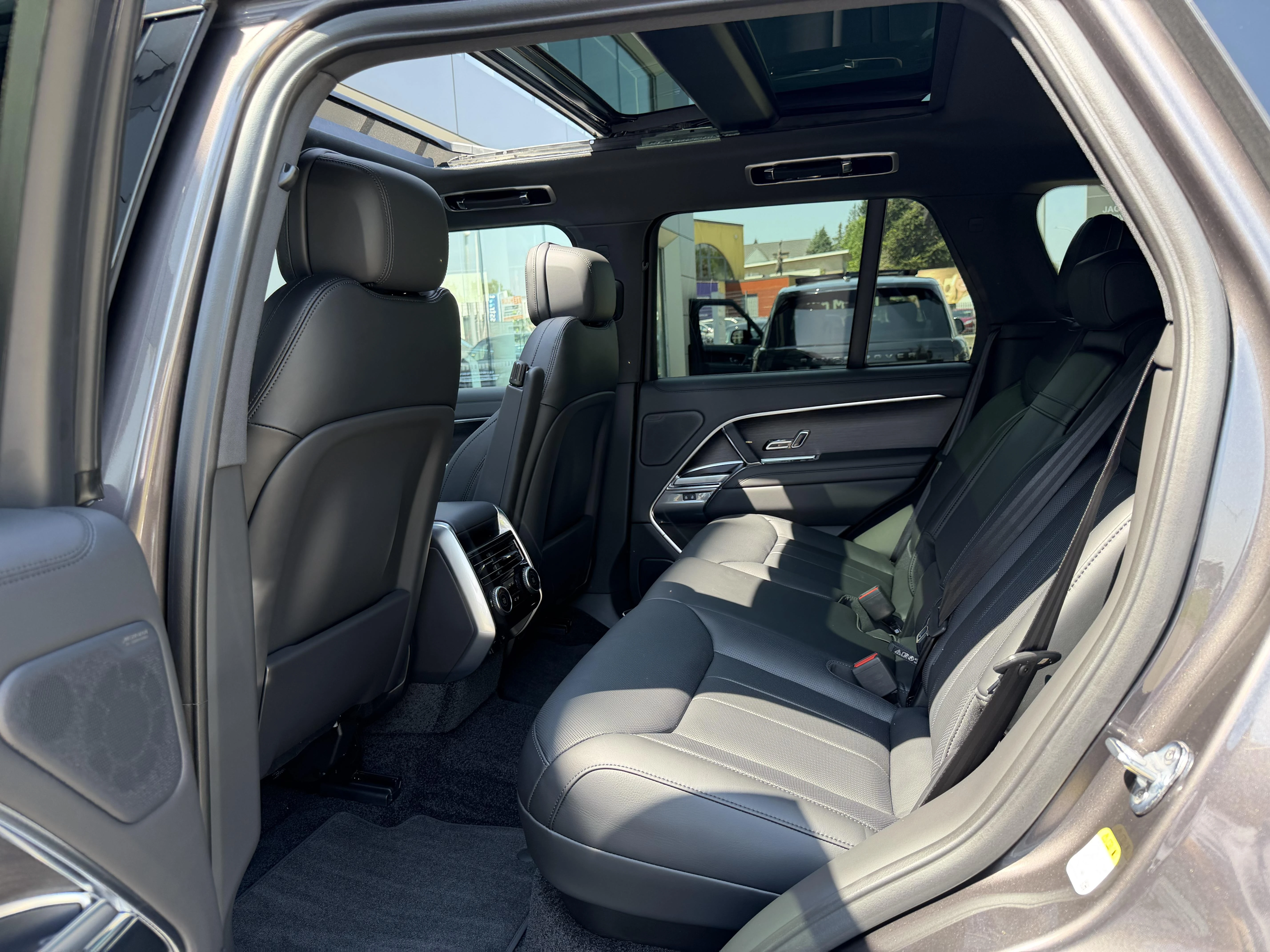 Land Rover Range Rover SWB P460e HSE AWD Auto. 26MY