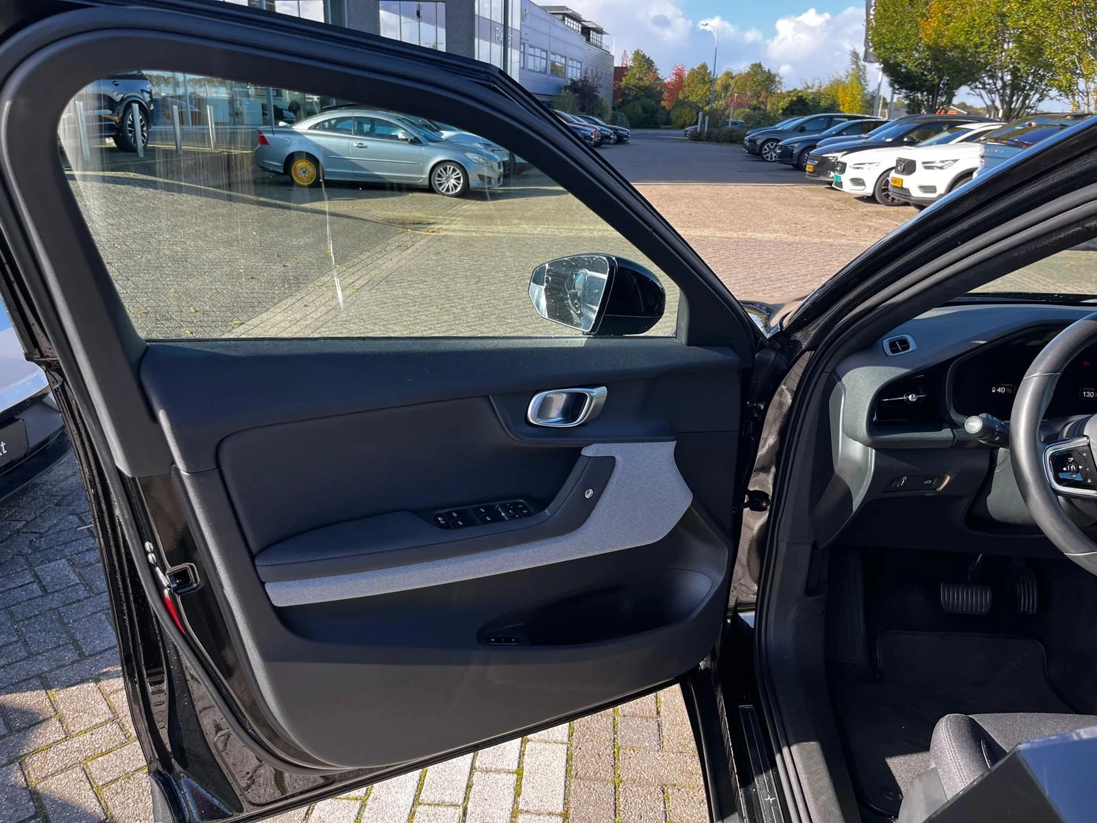 Polestar-2-image-11