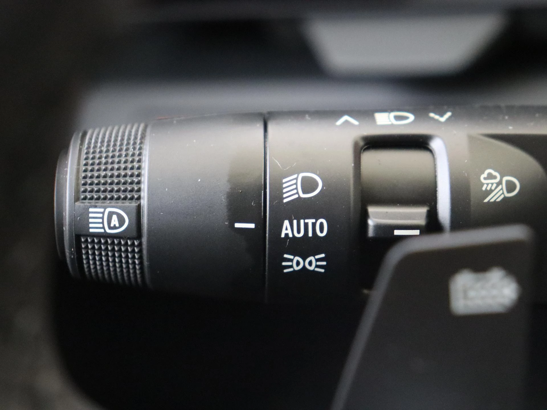 Renault-Megane E-Tech-image-28