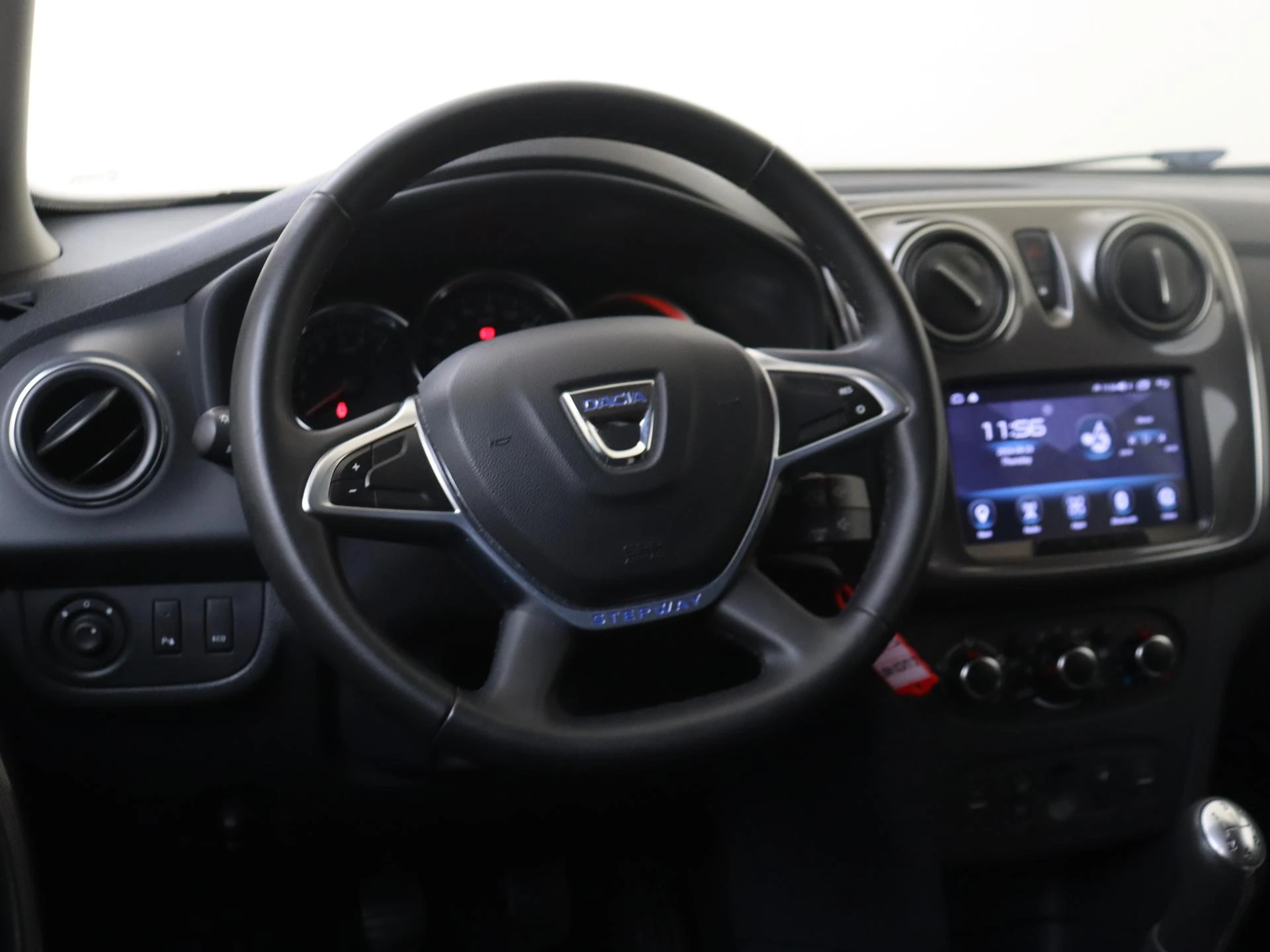 Dacia-Sandero-image-9