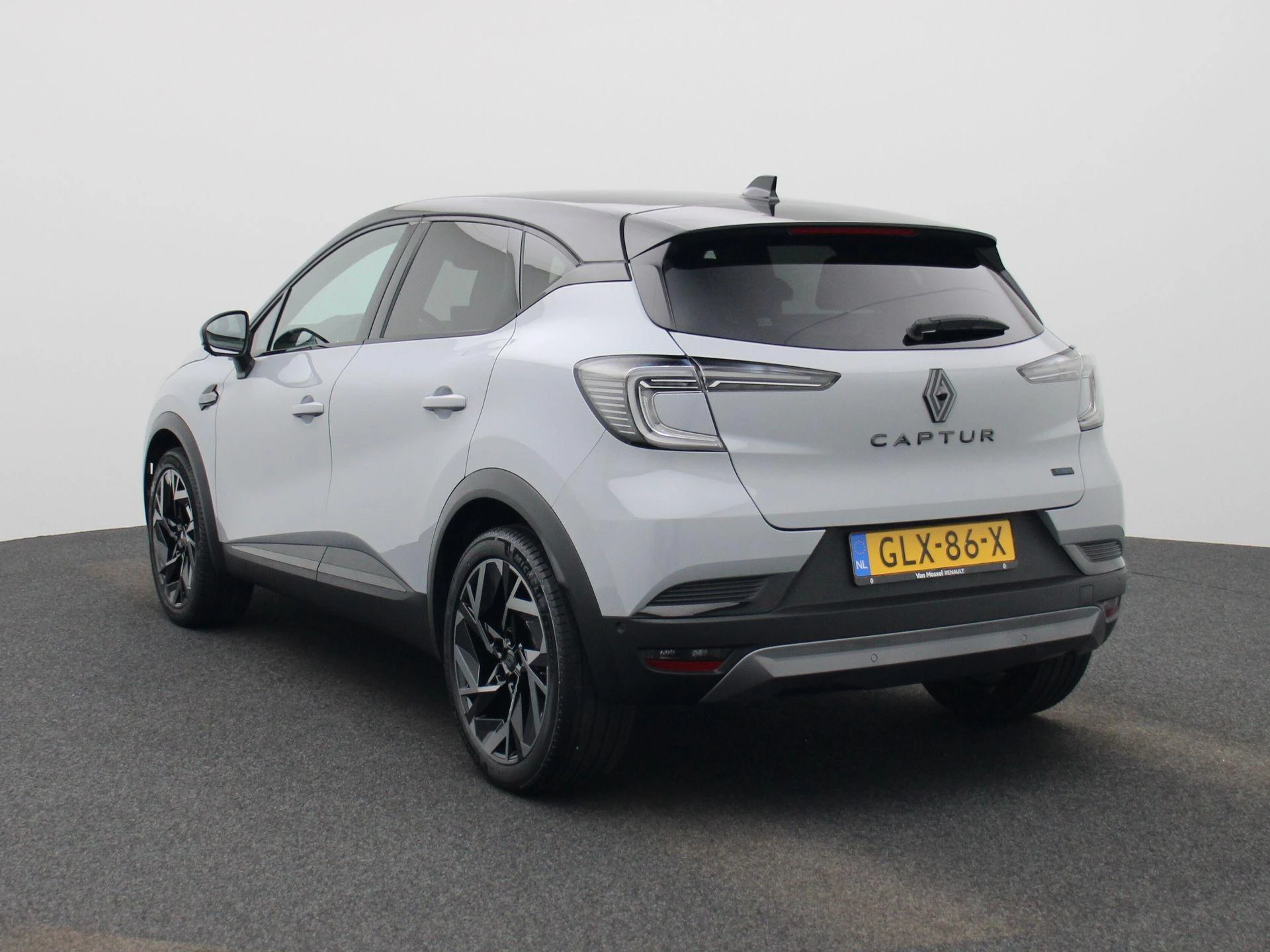 Renault-Captur-image-1