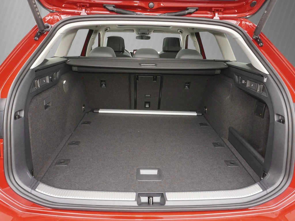 Volkswagen Passat Variant 2.0 TDI DSG Elegance AHK, Pano