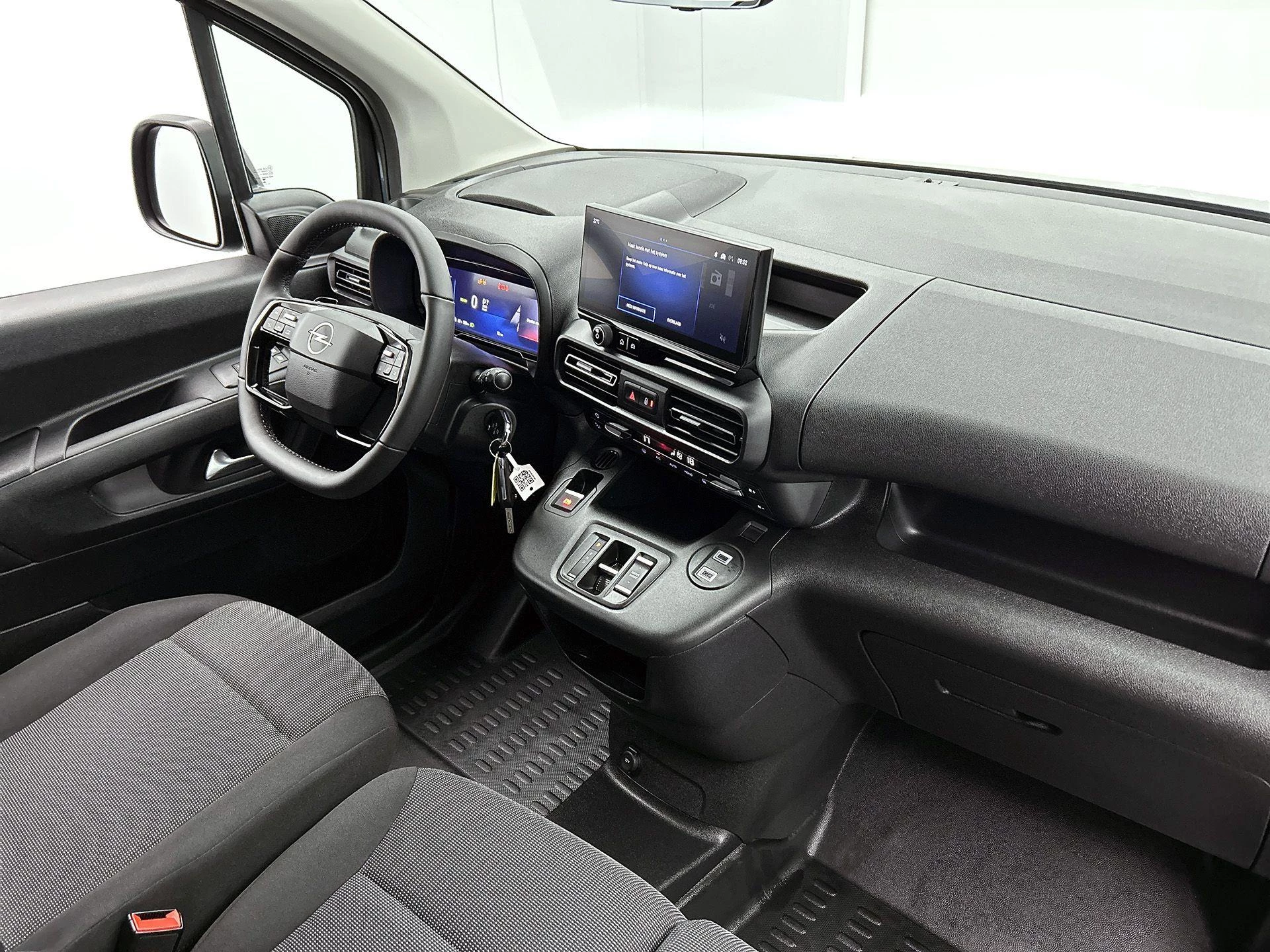 Opel-Combo-e-image-18