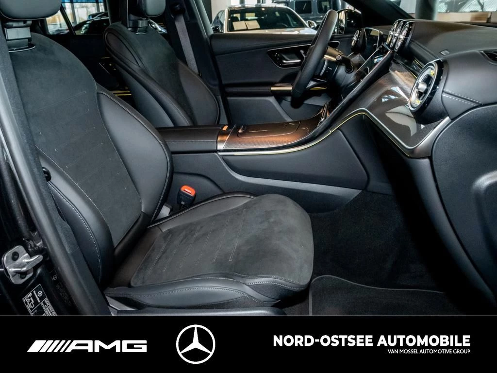Mercedes-Benz GLC 200 4m Coupé AMG NIGHT PANO AHK DISTR 20-ZO AMG Line